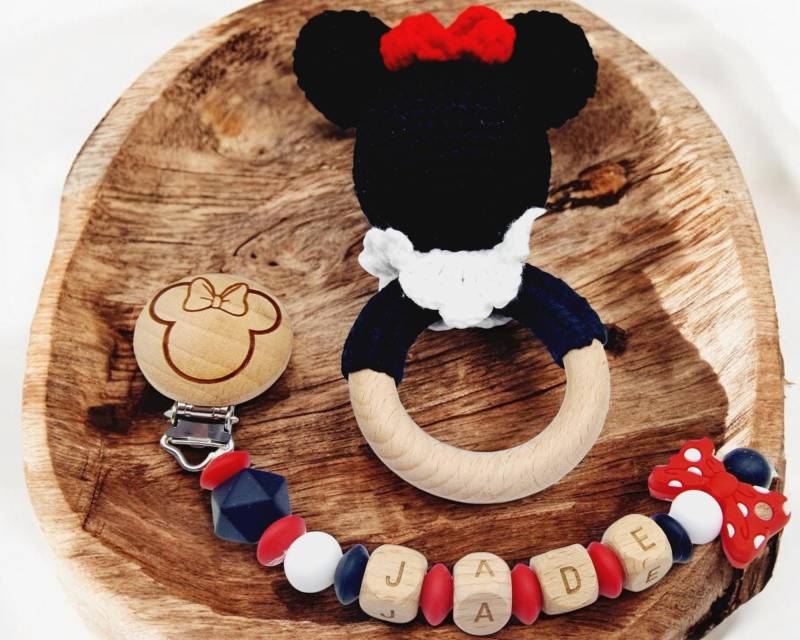 Personalisierter Schnullerclip/Vorname Babyspielzeug Geburtsgeschenk, Modell ‚Jade Minnie' von Etsy - PetitsTresorsDeLily
