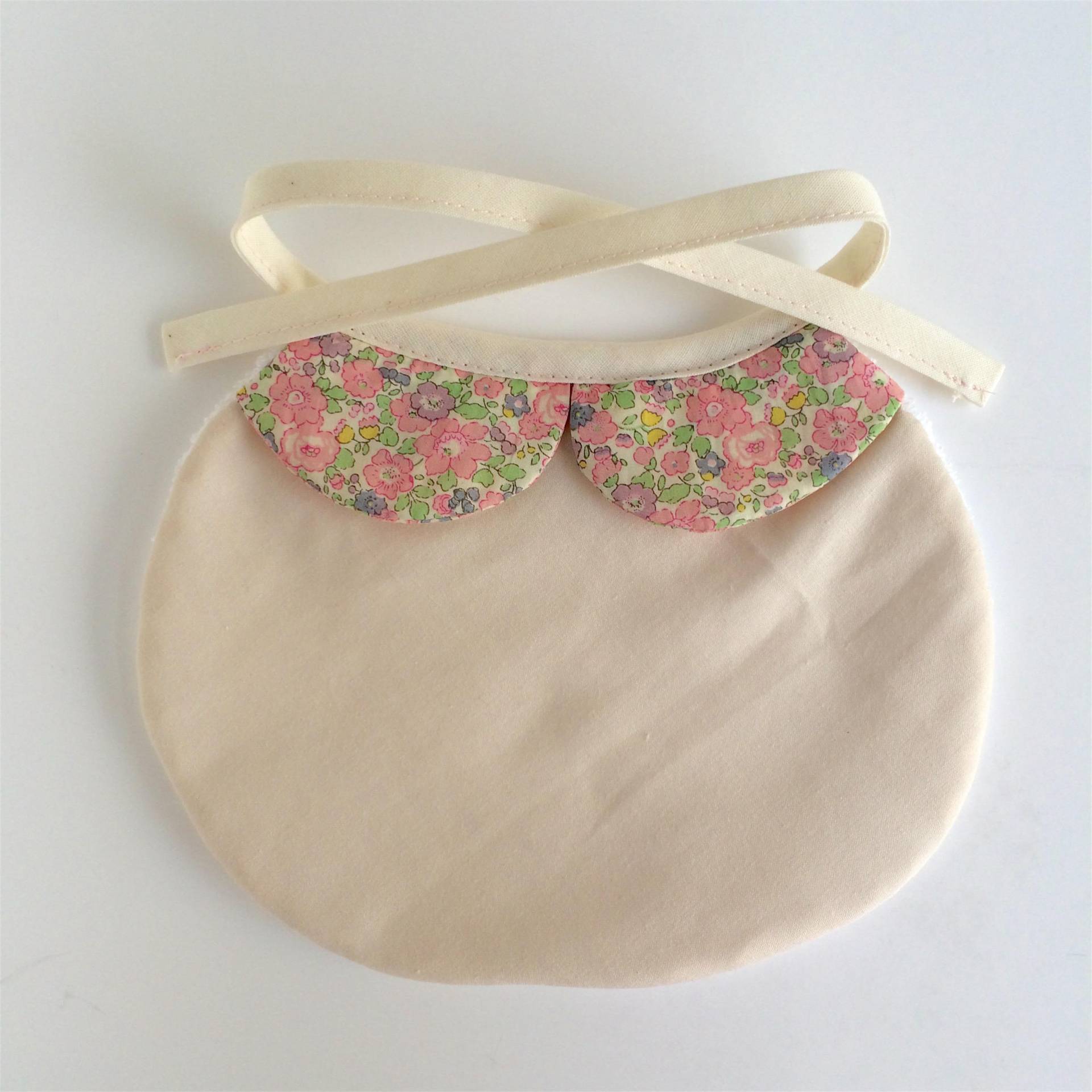 Geburtslätzchen Mit Claudine-Kragen von Etsy - Petitspaspetitsmots