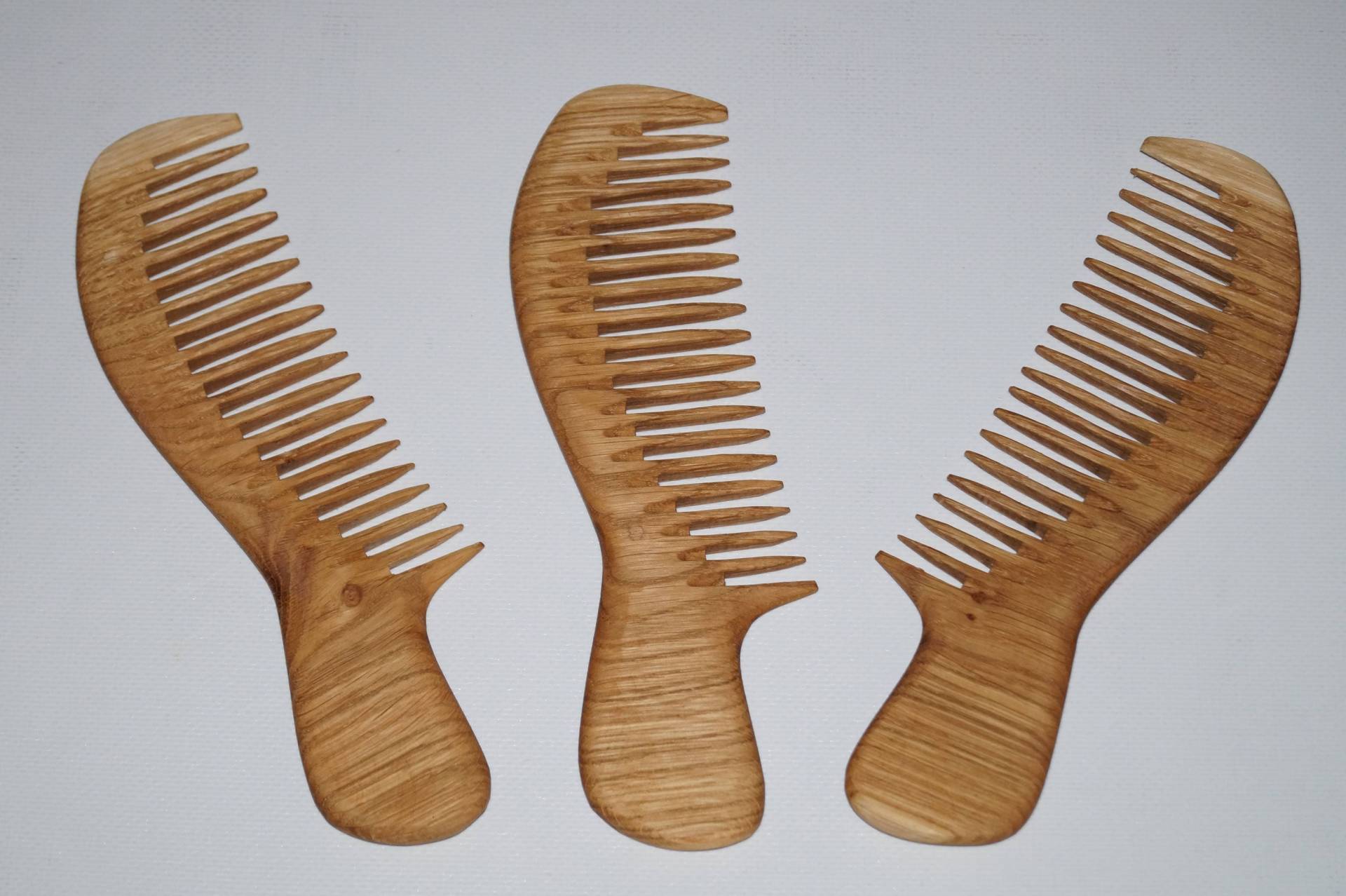 Naturkamm Holzkamm Holzgeschenk Kämmchen Stylingkamm Haarkamm Holzhaarkamm Naturholzkamm Umweltfreundlich Für Sie Für Mädchen von Etsy - Petrykovka