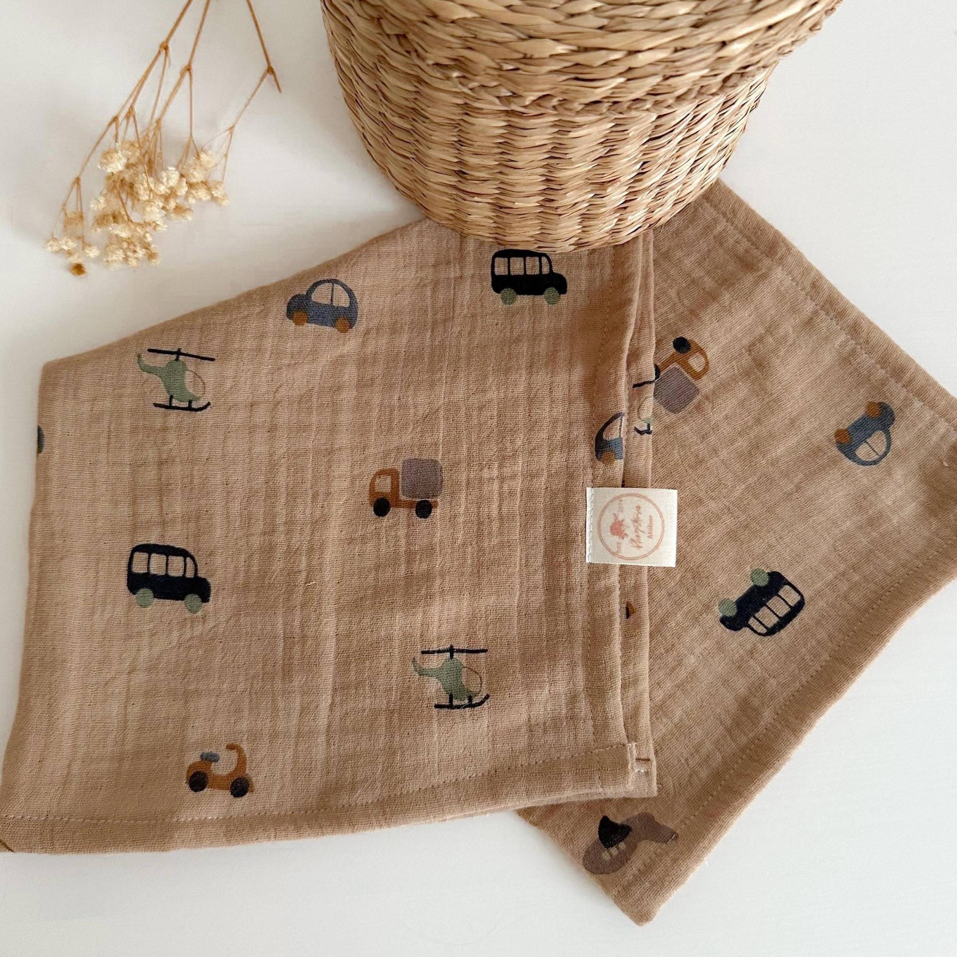 Spucktuch Aus Musselin | Fahrzeuge Flugzeug Mocca Babyboy Babydecke Handmade Babygeschenk Braun Geschenk Zur Geburt Spucktuch Aus Musselin | Fahrzeuge Flugzeug Mocca Babyboy Babydecke Handmade Babygeschenk Braun Geschenk Zur Geburt von Etsy - Pfingstrosenatelier