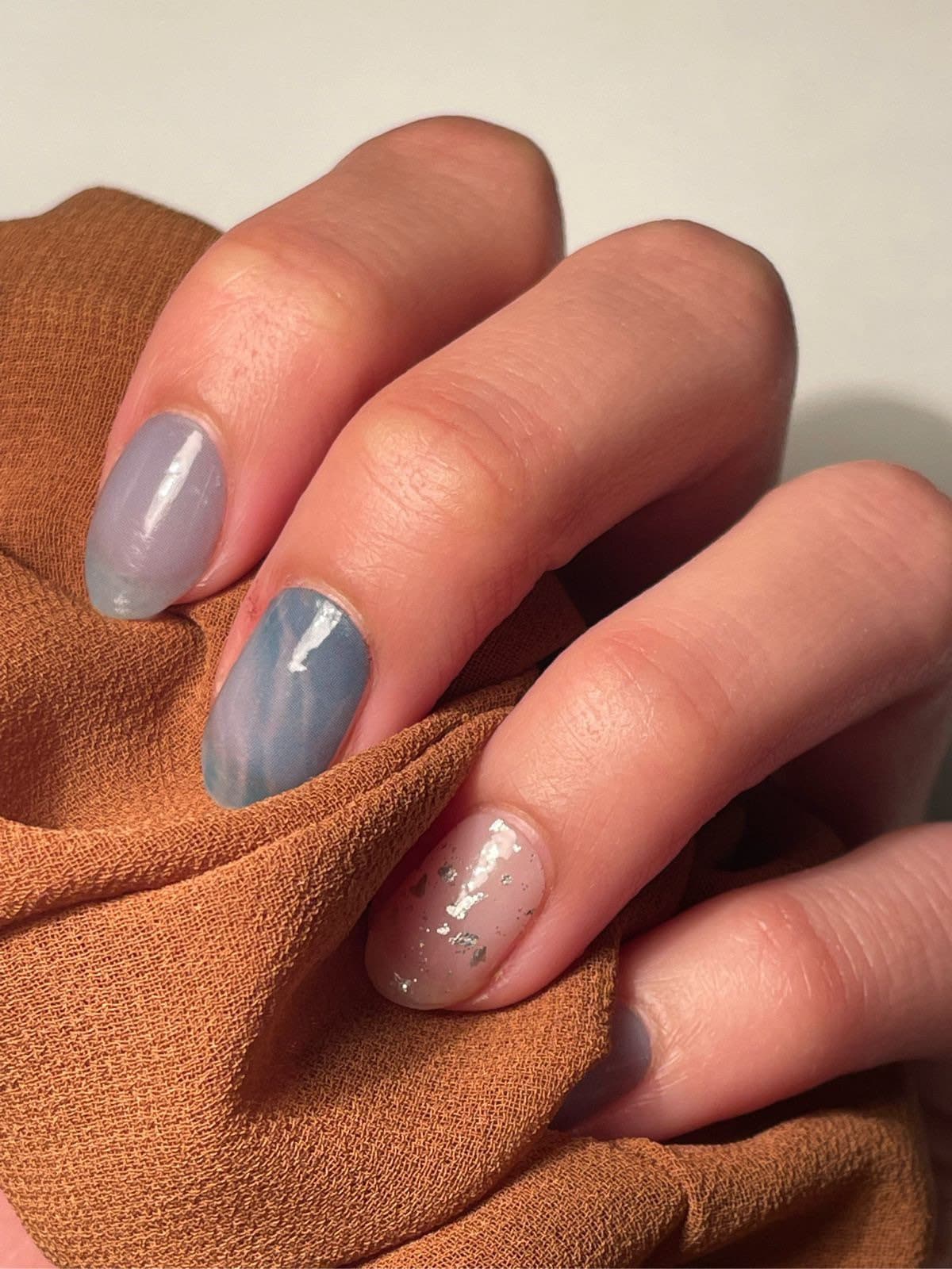 Blaue Tie Dye Nagelstreifen Ungiftige Diy-Nailwraps von Etsy - PhilocalyNailStrips