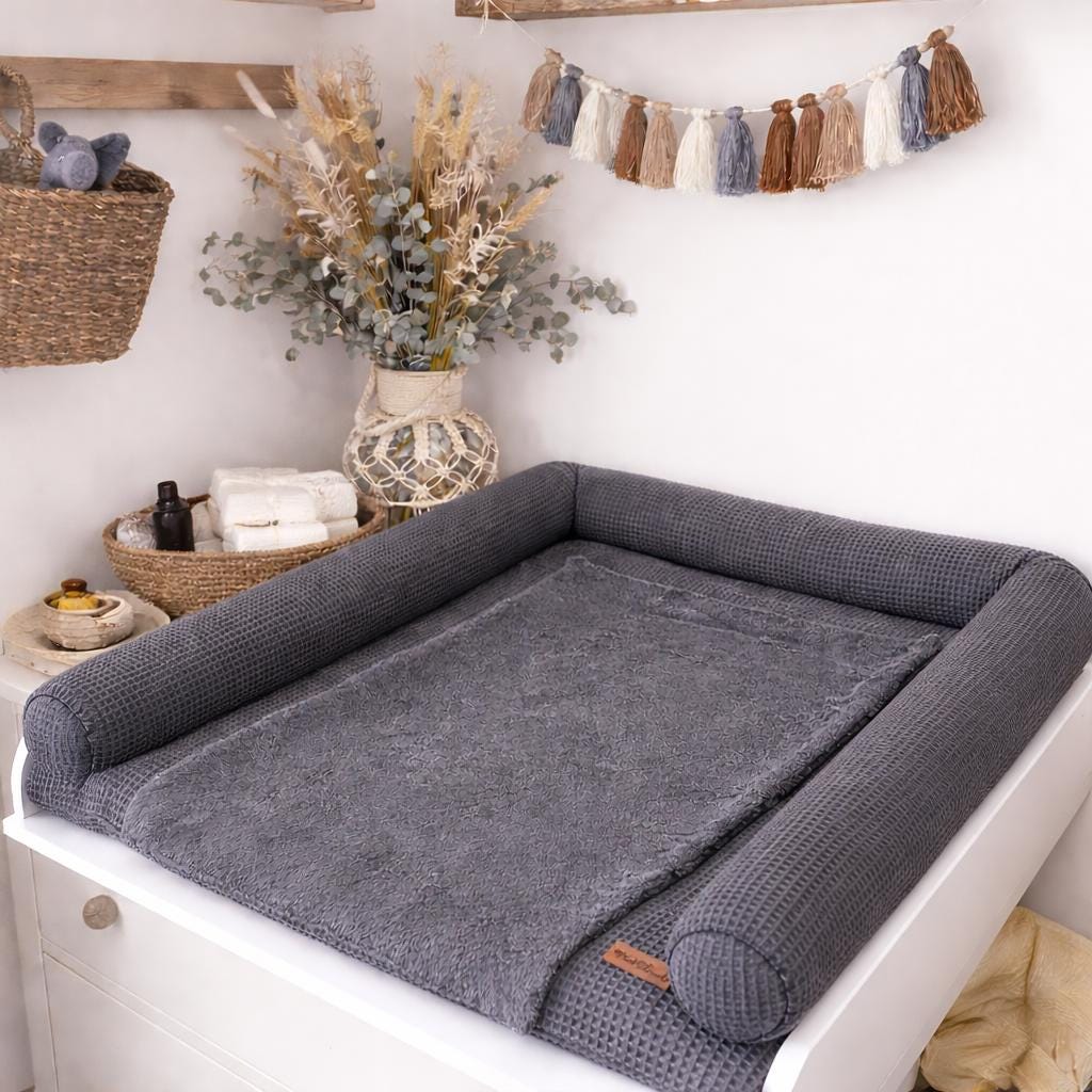 Bezug Für Die Wickelauflage in Verschiedenen Größen | Hellbeige Wickeltischauflage Wickelunterlage Wickeltisch Wickelauflagenbezug von Etsy - PinkCloudsBabyShop