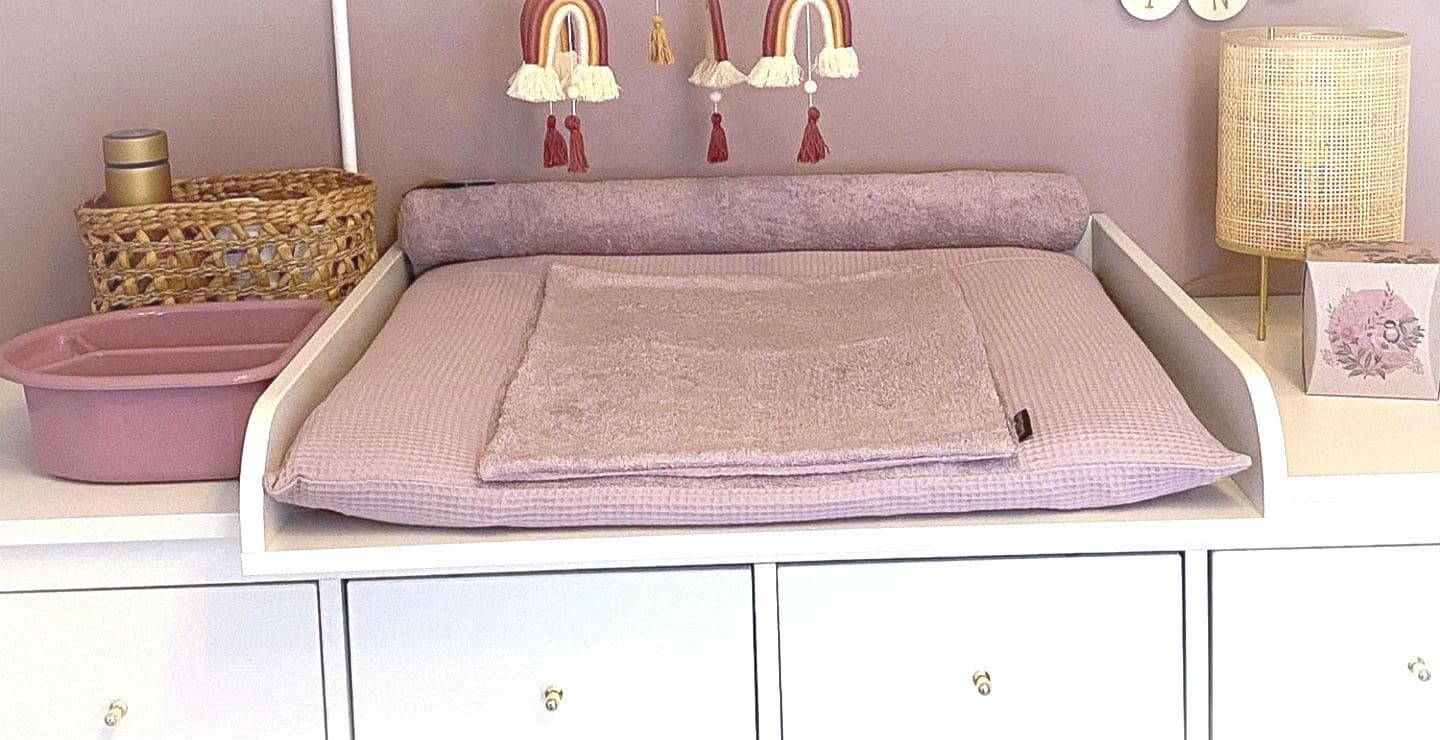 Bezug Für Die Wickelauflage in Verschiedenen Größen Und Farben Wickeltischauflage Wickelunterlage Wickeltisch Wickelauflagenbezug Baby von Etsy - PinkCloudsBabyShop