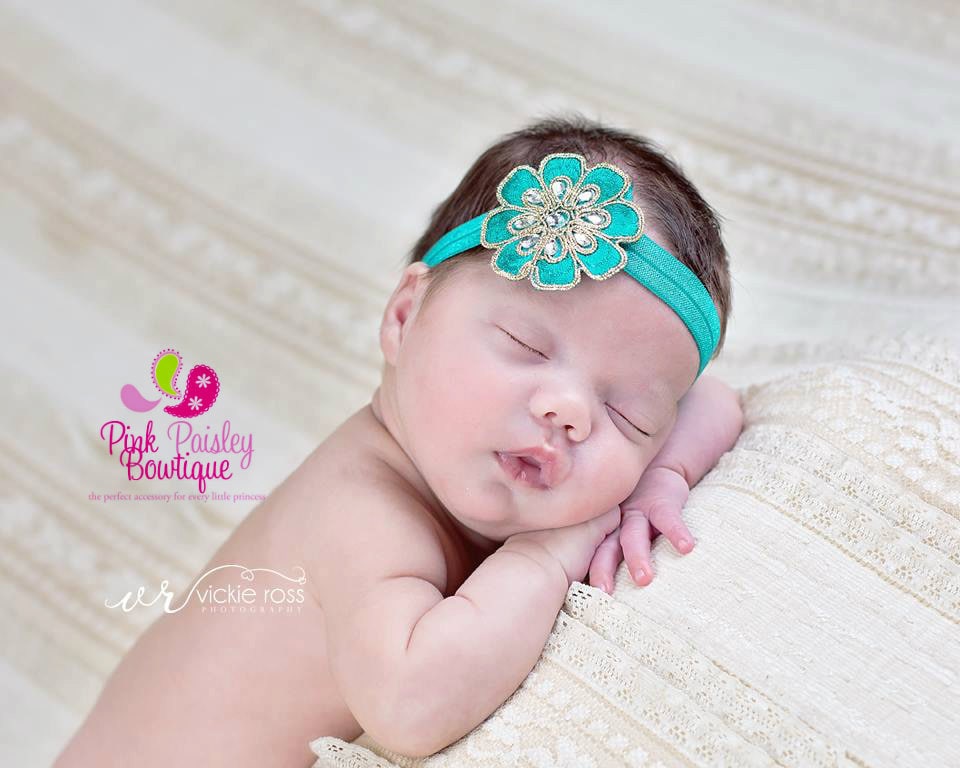 Blumen Baby Stirnband Strass Mitte, Sondergröße von Etsy - Pinkpaisleybowtique