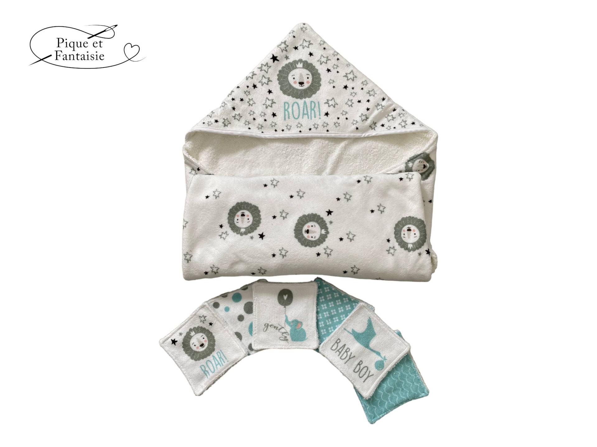 Geschenk Zur Geburt Eines Babys Badeumhang, Reinigungstücher, Hülle Für Die Krankenakte - Motiv Giraffe, Teddybär Und Löwe Geschenk Zur Geburt Eines Babys Badeumhang, Reinigungstücher, Hülle Für Die Krankenakte - Motiv Giraffe, Teddybär Und Löwe von Etsy - Piqueetfantaisie