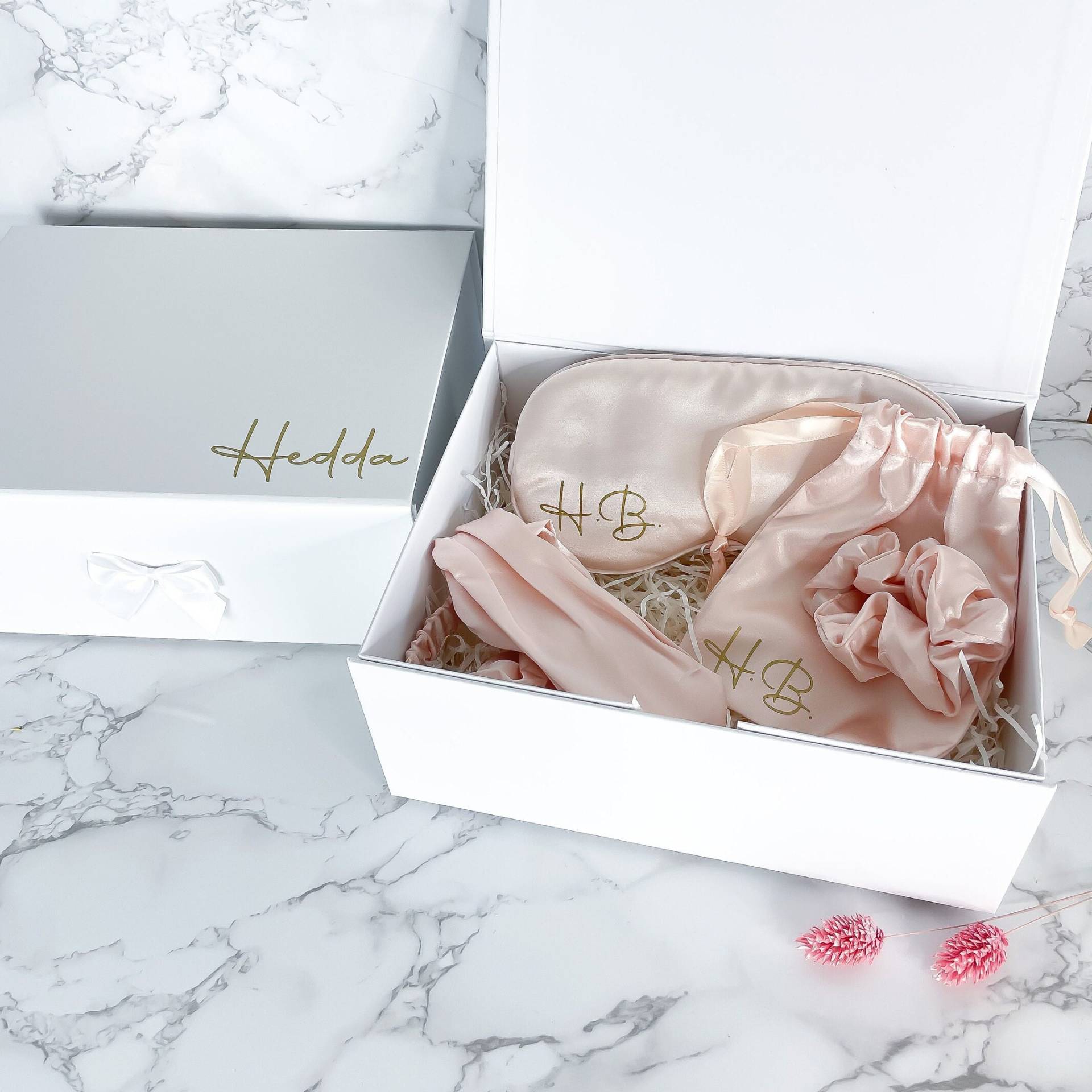 Personalisierte Geschenkbox I Freundinnen Geschenk Geburtstag Frau Geschenke Für Frauen von Etsy - Plotterbird