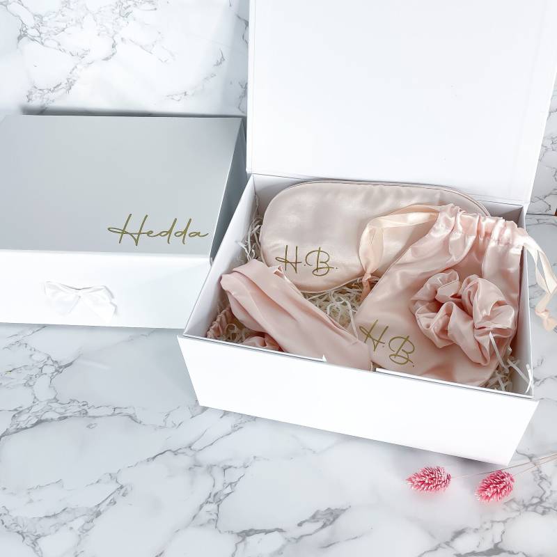 Personalisierte Geschenkbox I Freundinnen Geschenk Geburtstag Frau Geschenke Für Frauen von Etsy - Plotterbird