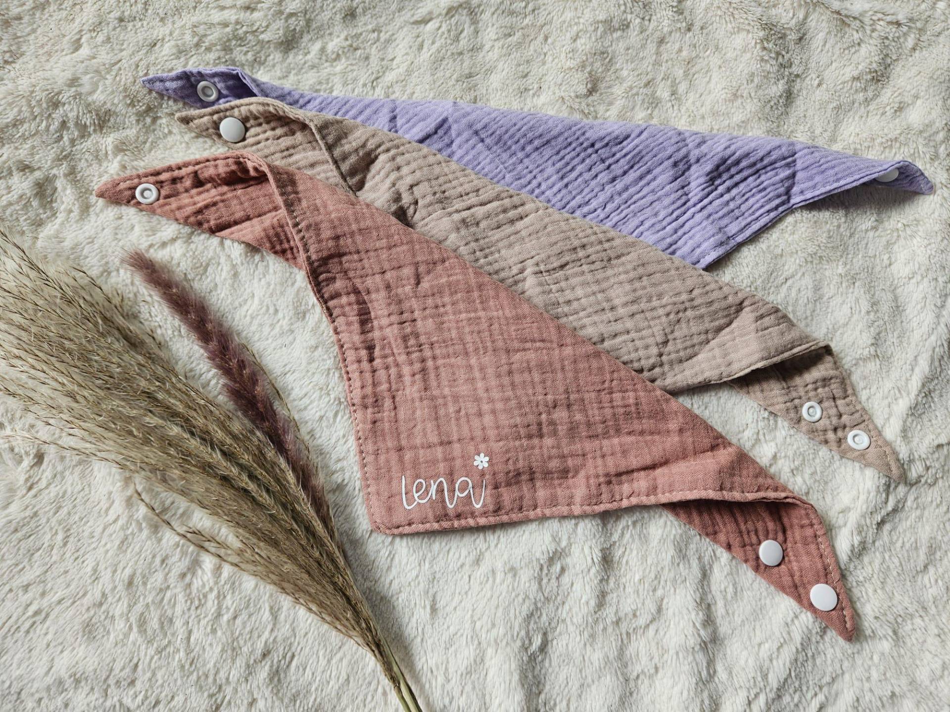 Halstuch/Lätzchen Baby Personalisiertes Spucktuch Halstuch/Lätzchen Baby Personalisiertes Spucktuch von Etsy - Plotterleenchen