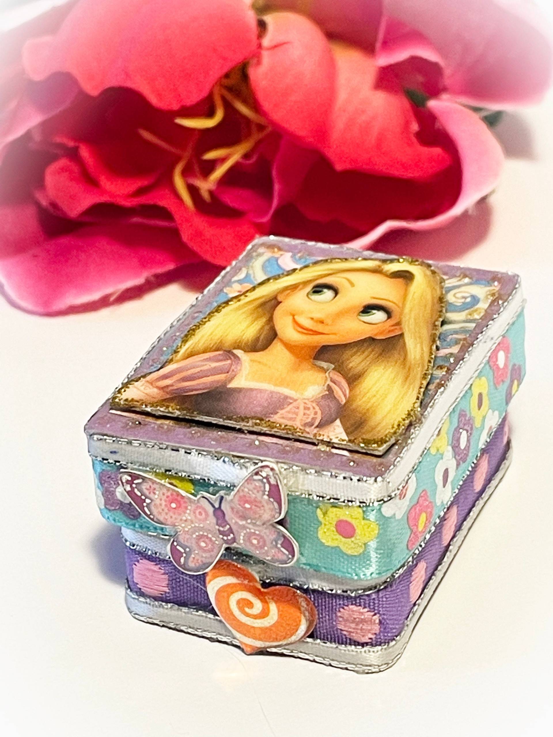Rapunzel Zahnfee Box | Verspielte Prinzessin Schmuckaufbewahrung Einzigartiges Kommuniongeschenk Themen Dekor Rapunzel Zahnfee Box | Verspielte Prinzessin Schmuckaufbewahrung Einzigartiges Kommuniongeschenk Themen Dekor von Etsy - PoZiDesigns
