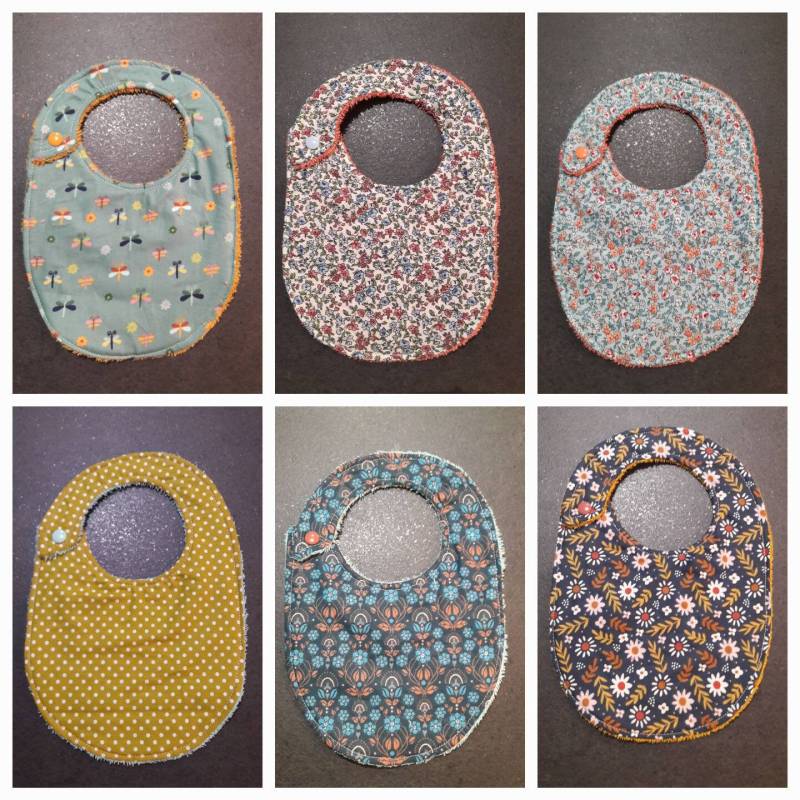 Baby-Lätzchen Für Mädchen - Geblümt Und Gepunktet von Etsy - PopenGraines