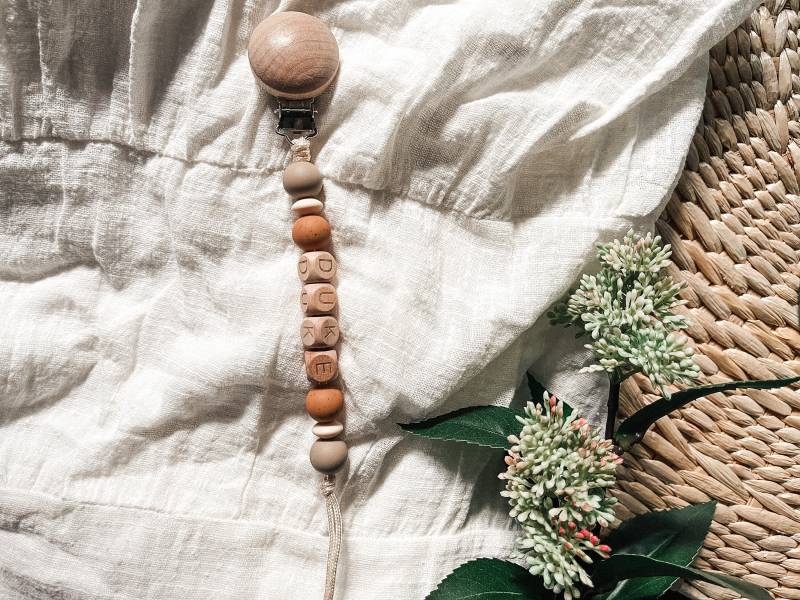 Benutzerdefinierter Name Schnullerclip von Etsy - PoppyLeafShop