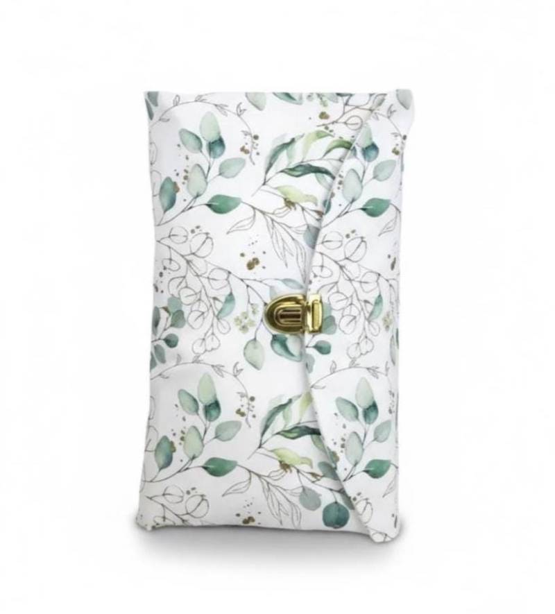 Windeltasche Eukalyptus Mit Goldfarbenem Verschluss - Handgemachte Wickeltasche, Baby Geschenk Geburt, Elegant Und Praktisch Windeltasche Eukalyptus Mit Goldfarbenem Verschluss - Handgemachte Wickeltasche, Baby Geschenk Geburt, Elegant Und Praktisch von Etsy - PoppyMoonFish