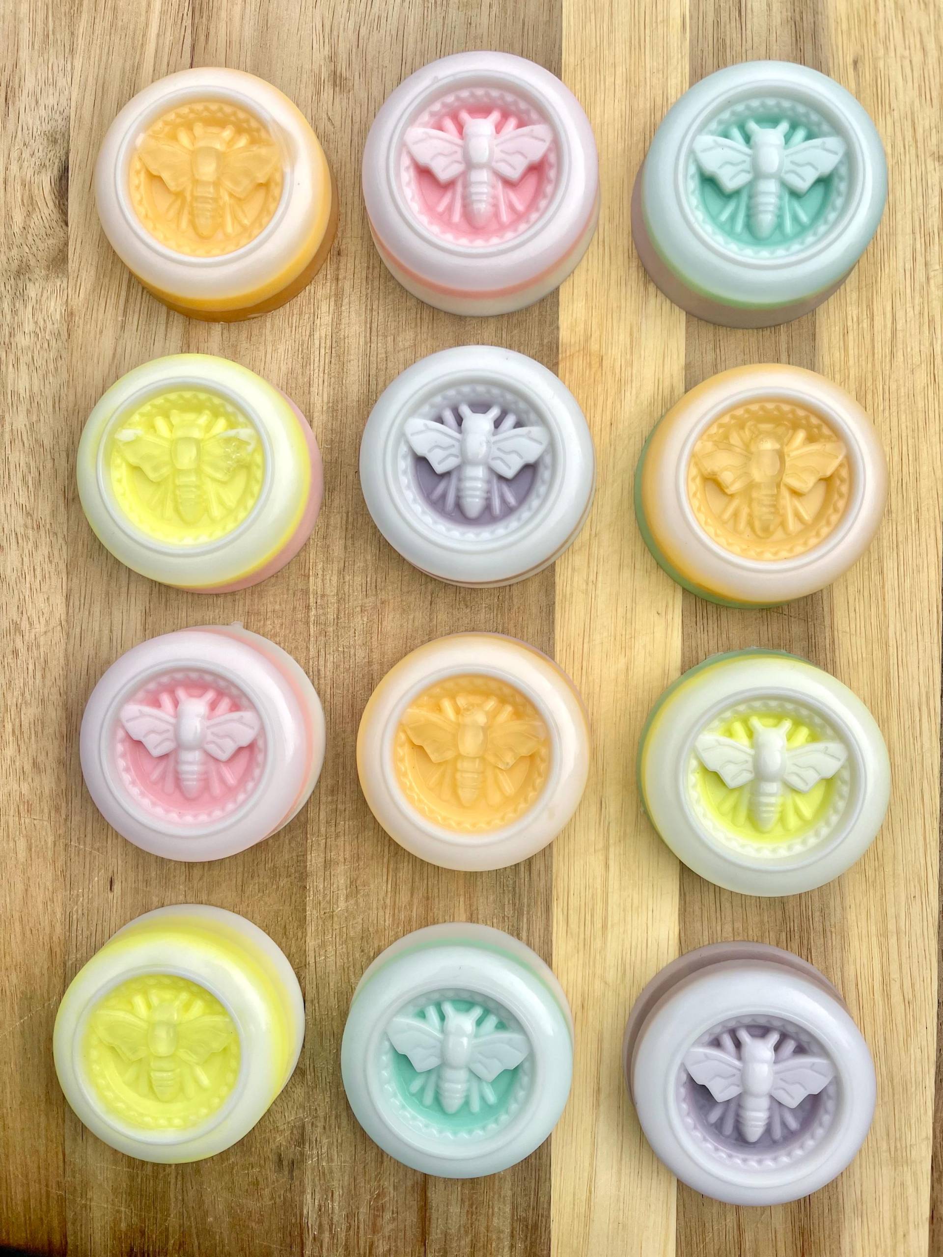 Fleißige Bienen Fleißige Bienen von Etsy - PrairieLakeSoap