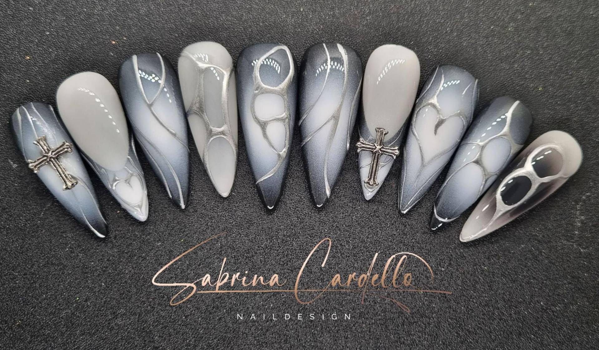 Dark Devotion in Verschiedenen Formen Und Längen Wiederverwendbare Press On Nails Dark Devotion in Verschiedenen Formen Und Längen Wiederverwendbare Press On Nails von Etsy - PressOnNailsSC