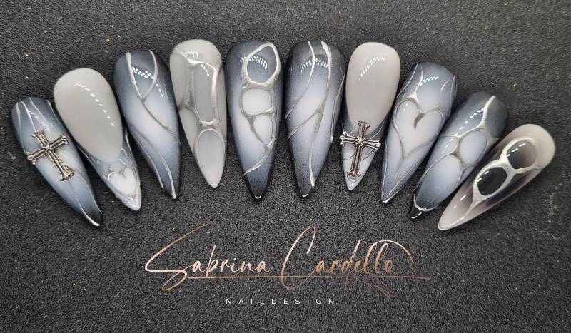 Dark Devotion in Verschiedenen Formen Und Längen Wiederverwendbare Press On Nails von Etsy - PressOnNailsSC
