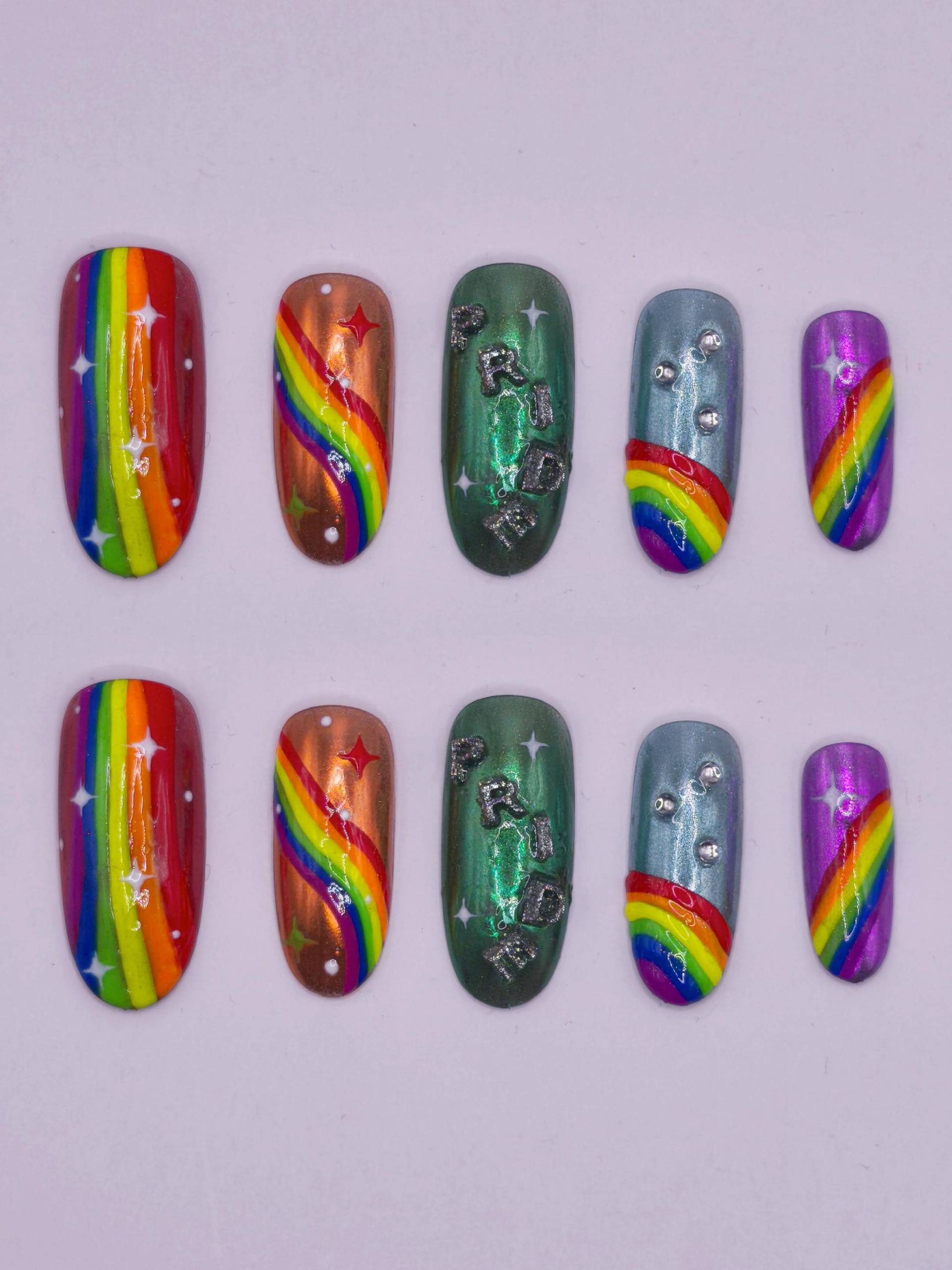 Handgefertigte Regenbogen Pride Press On Nails - Bunte Festival Nägel | Lgbtq+ Pride Nagel Kunst Glitzernde Fake Set von Etsy - PressonnailsAura
