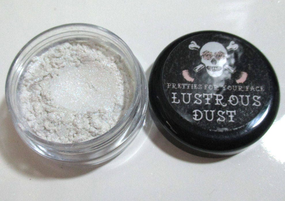 Heiße Schuss Glänzende Staub Heiße Schuss Glänzende Staub von Etsy - PrettiesforYourFace