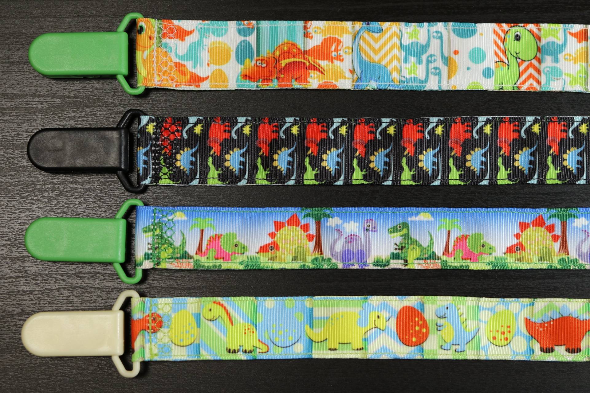 Schnullerkette Dinosaurier - Süßer Baby Dino | Bändchen Für Jungen & Mädchen, Shower Geschenk, Binky Soothie Mam Nuk Schnullerkette Dinosaurier - Süßer Baby Dino | Bändchen Für Jungen & Mädchen, Shower Geschenk, Binky Soothie Mam Nuk von Etsy - PrettyBittyBabyGoods