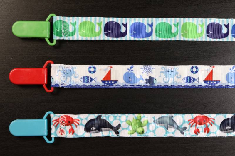 Schnullerkette Wale - Segelboote Meerestiere | Schnullerband Schnullerkette von Etsy - PrettyBittyBabyGoods
