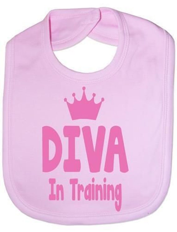 Diva in Training Lustige Baby Kleinkind Neugeborene Lätzchen Geschenk von Etsy - Print4ustore