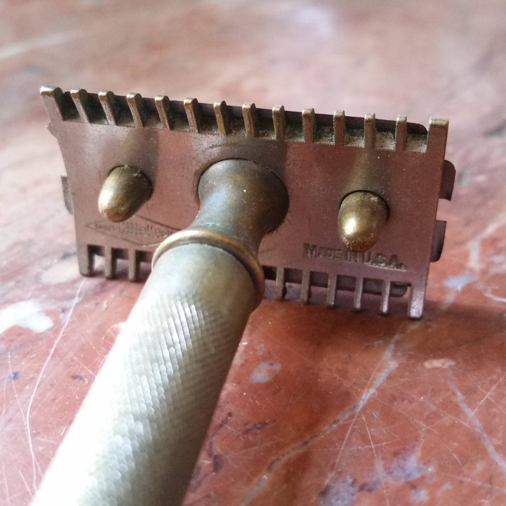 Ww1 Gillette Sicherheitsrasierers, Messing, Offener Kamm Und Zweischneidige Klinge. Antikes Kompaktes Reisegröße, Khaki Armee Rasierset von Etsy - PumpjackPiddlewick