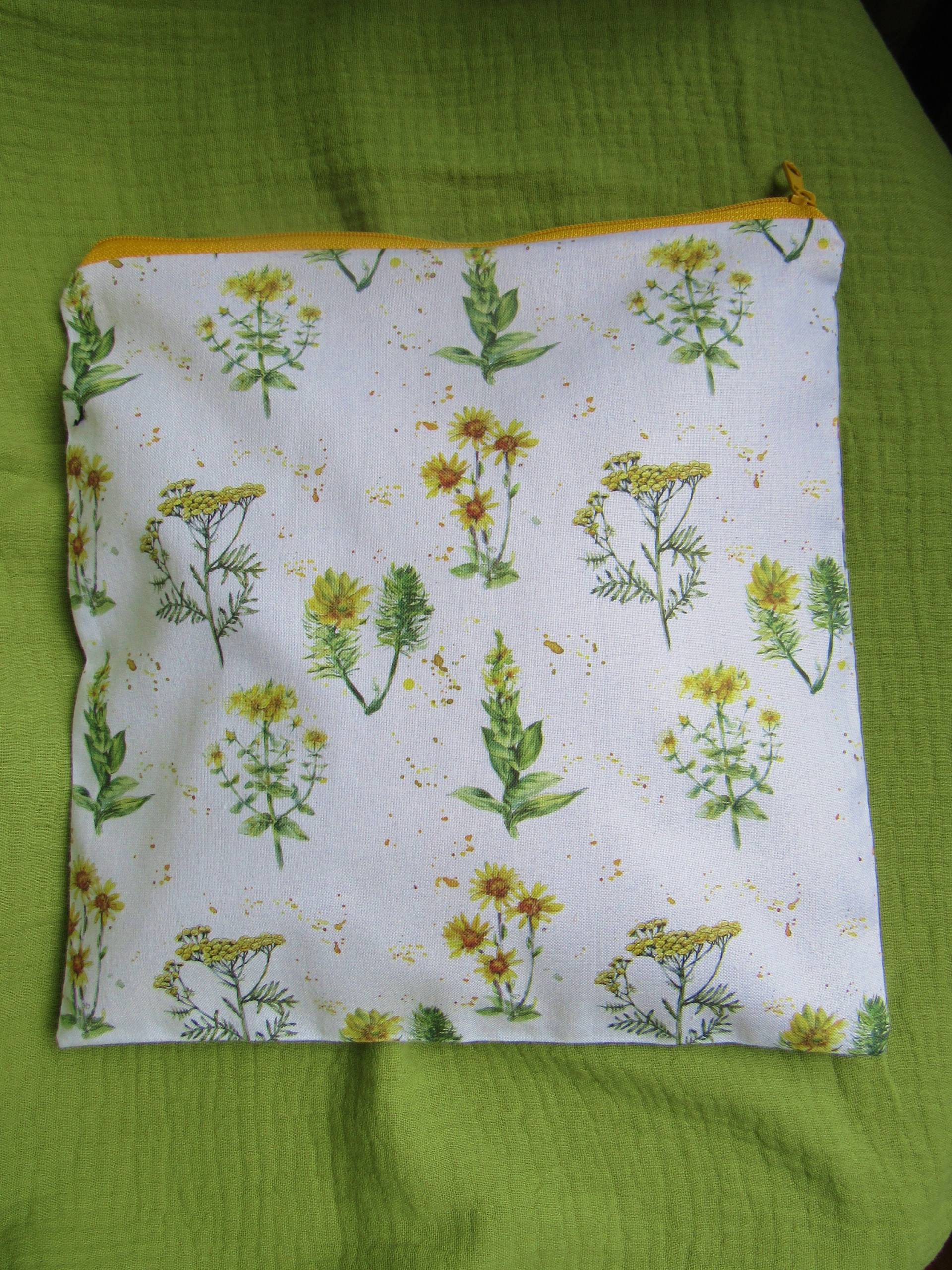 Waldorf Kräuterkisse, Blumen, Heilkissen, Frühling Waldorf Kräuterkisse, Blumen, Heilkissen, Frühling von Etsy - Puppenprofi