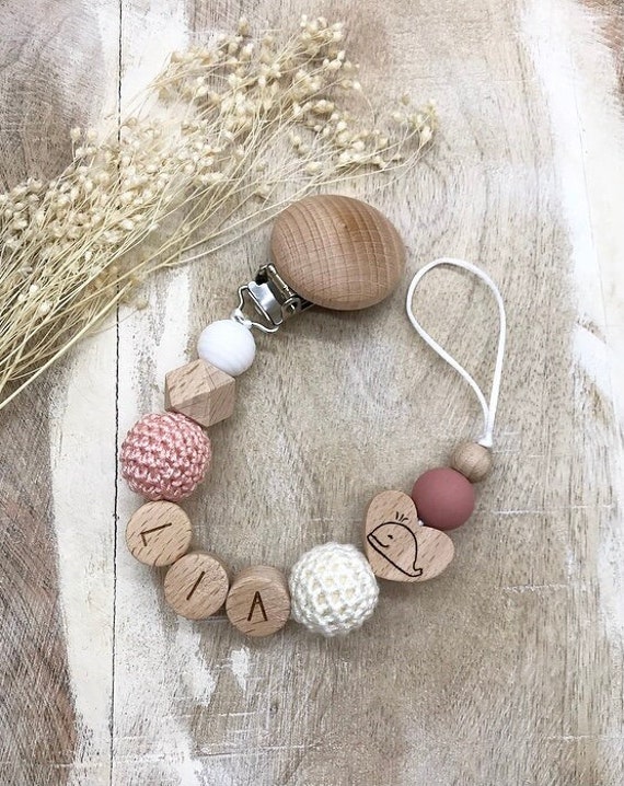 Schnullerkette Personalisiert Graviert Schnullerkette Personalisiert Graviert von Etsy - PureDesignBabyHerz