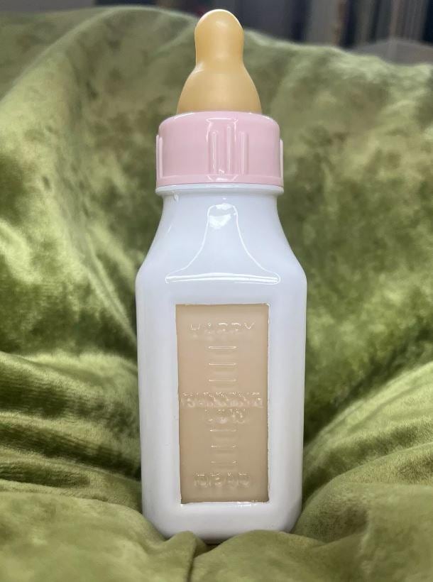 Melanie Martinez Crybaby Perfume Milk Full Bottle With Original Packaging Melanie Martinez Crybaby Perfume Milk Full Bottle With Original Packaging von Etsy - QIRMNMSA