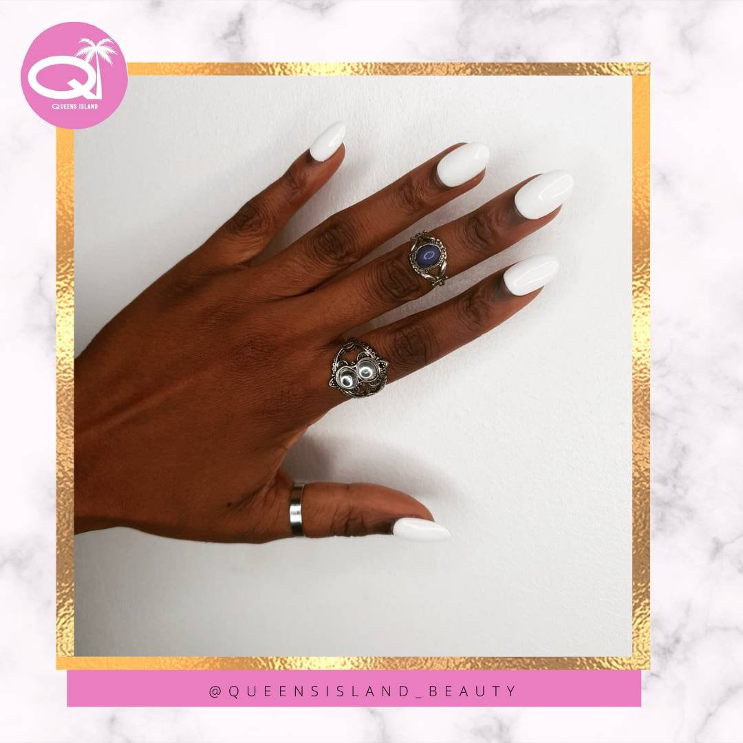 Schlichtes Weiß von Etsy - QueensIslandColours