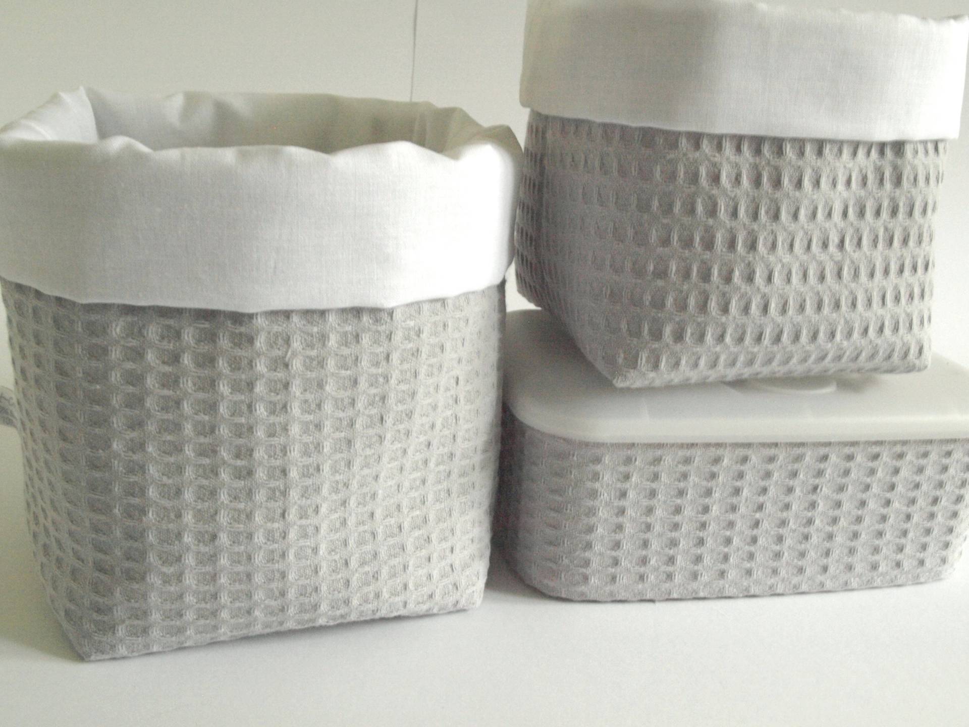Ab 11, 95 Euro, Hellgrau/Weiss, Utensilo - Sets, Waffelpique, Windelkorb, Stoffkorb, Stoffkörbe, Organizer, Grau Ab 11, 95 Euro, Hellgrau/Weiss, Utensilo - Sets, Waffelpique, Windelkorb, Stoffkorb, Stoffkörbe, Organizer, Grau von Etsy - QuiltCottageLove