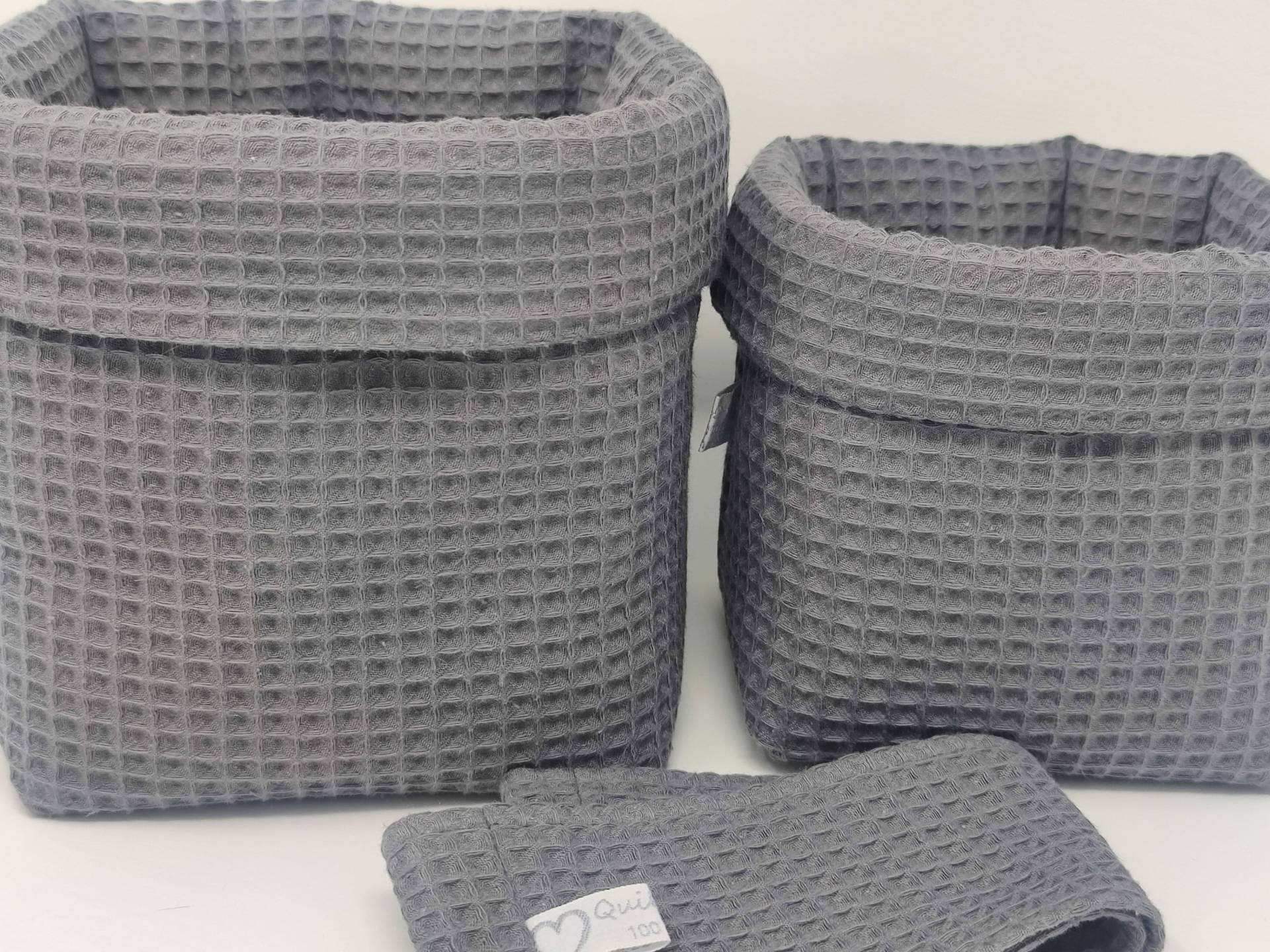 Ab 14, 95 Euro, Uni Dunkelgrau Waffelpique Utensilos Stoffkörbe, Set-Wahl, Einzelwahl, Aufbewahrung, Wickeltisch, Grau, Anthrazit Organizer Ab 14, 95 Euro, Uni Dunkelgrau Waffelpique Utensilos Stoffkörbe, Set-Wahl, Einzelwahl, Aufbewahrung, Wickeltisch, Grau, Anthrazit Organizer von Etsy - QuiltCottageLove