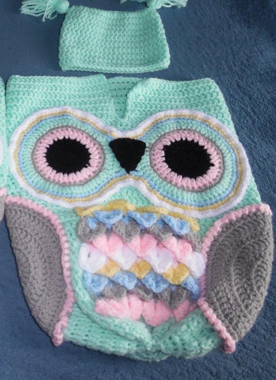 Gehäkelte Eule Baby Wimpelkette & Mütze Gehäkelte Eule Baby Wimpelkette & Mütze von Etsy - QuizzmaCrochet