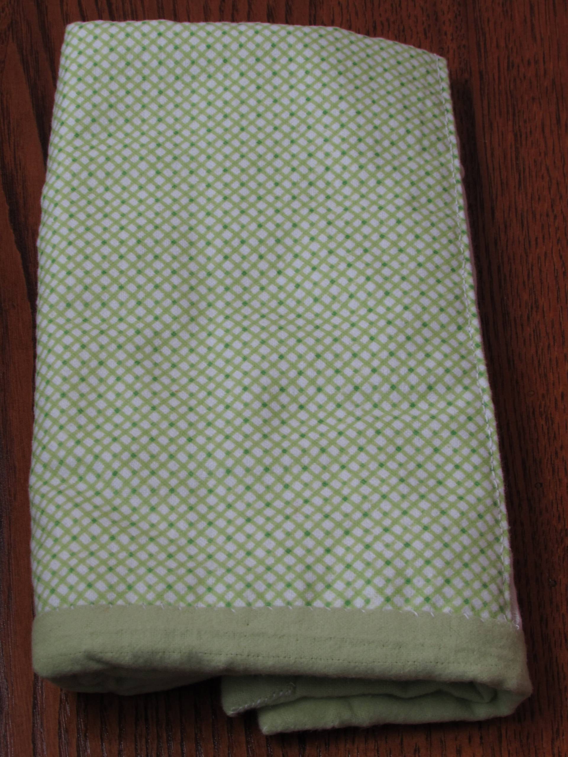 Grün Karierte Flanell Baby Spucktuch/Kind Kleine Puppendecke von Etsy - RAHcreationsUS