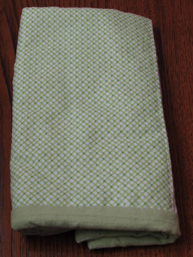 Grün Karierte Flanell Baby Spucktuch/Kind Kleine Puppendecke von Etsy - RAHcreationsUS