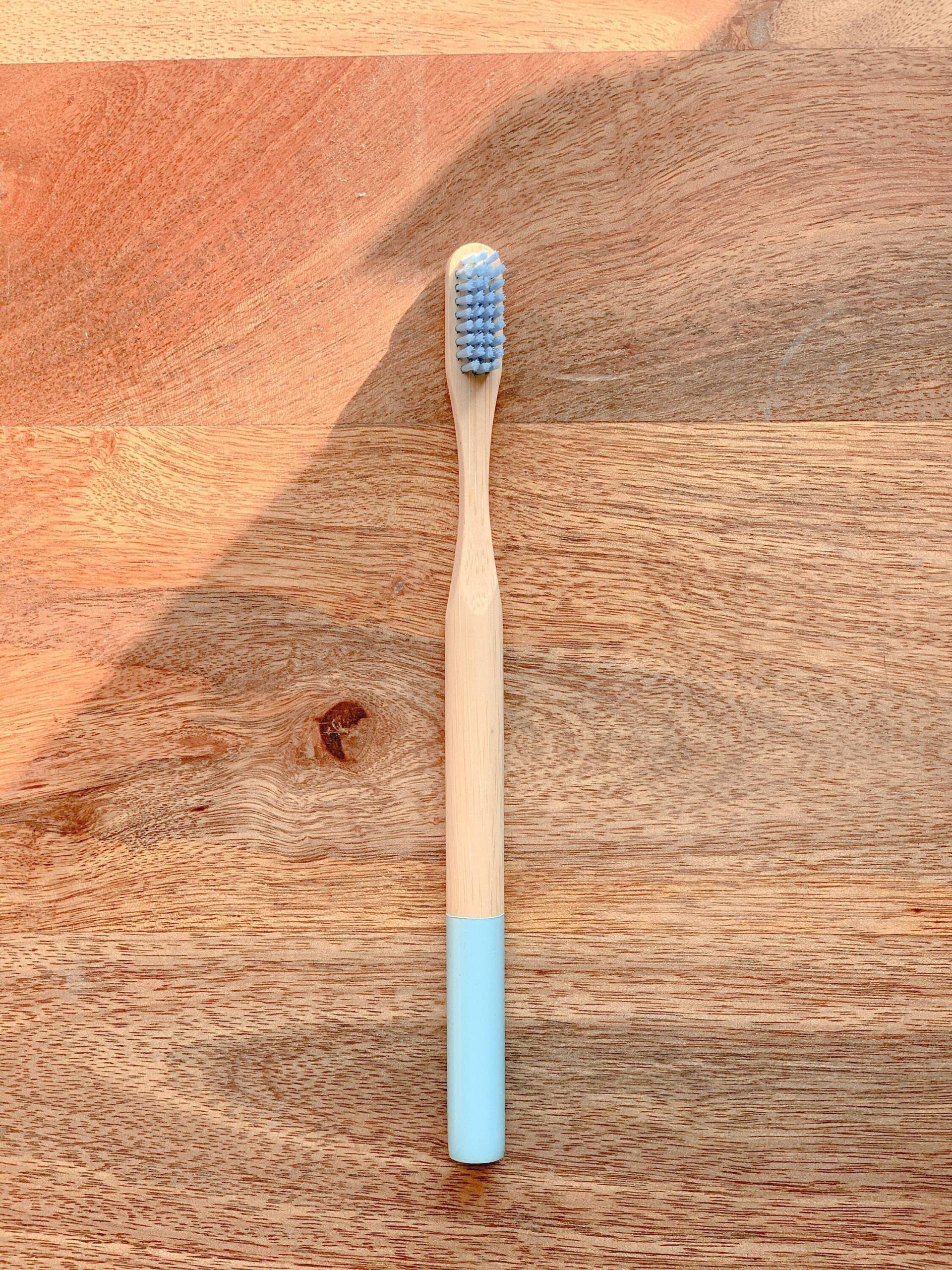 Packung Mit Blauen Biologisch Abbaubaren Bambus Zahnbürsten - Langlebig, Ultraweich Beste Reisezahnbürste Vintage Holz Zahnbürste Süßes Packung Mit Blauen Biologisch Abbaubaren Bambus Zahnbürsten - Langlebig, Ultraweich Beste Reisezahnbürste Vintage Holz Zahnbürste Süßes von Etsy - RDHopes