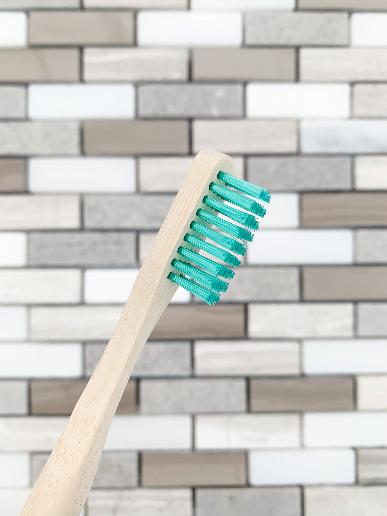Türkisfarbene Langlebige Bambuszahnbürste, Schuppenresistent, Nicht Brechend, 100% Biologisch Abbaubar, Kunststoffalternative, Umweltfreundlich Türkisfarbene Langlebige Bambuszahnbürste, Schuppenresistent, Nicht Brechend, 100% Biologisch Abbaubar, Kunststoffalternative, Umweltfreundlich von Etsy - RDHopes