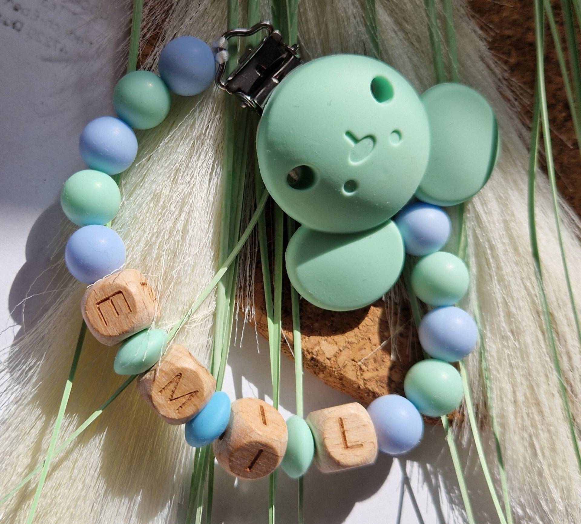 Personalisierte Schnullerkette| Aus Silikon Und Holz|Bpa Frei|Schadstofffrei| Aus Echtem Holz |Baby Geschenk| Geburt| Werdende Eltern|Bunt Personalisierte Schnullerkette| Aus Silikon Und Holz|Bpa Frei|Schadstofffrei| Aus Echtem Holz |Baby Geschenk| Geburt| Werdende Eltern|Bunt von Etsy - RGdesignn