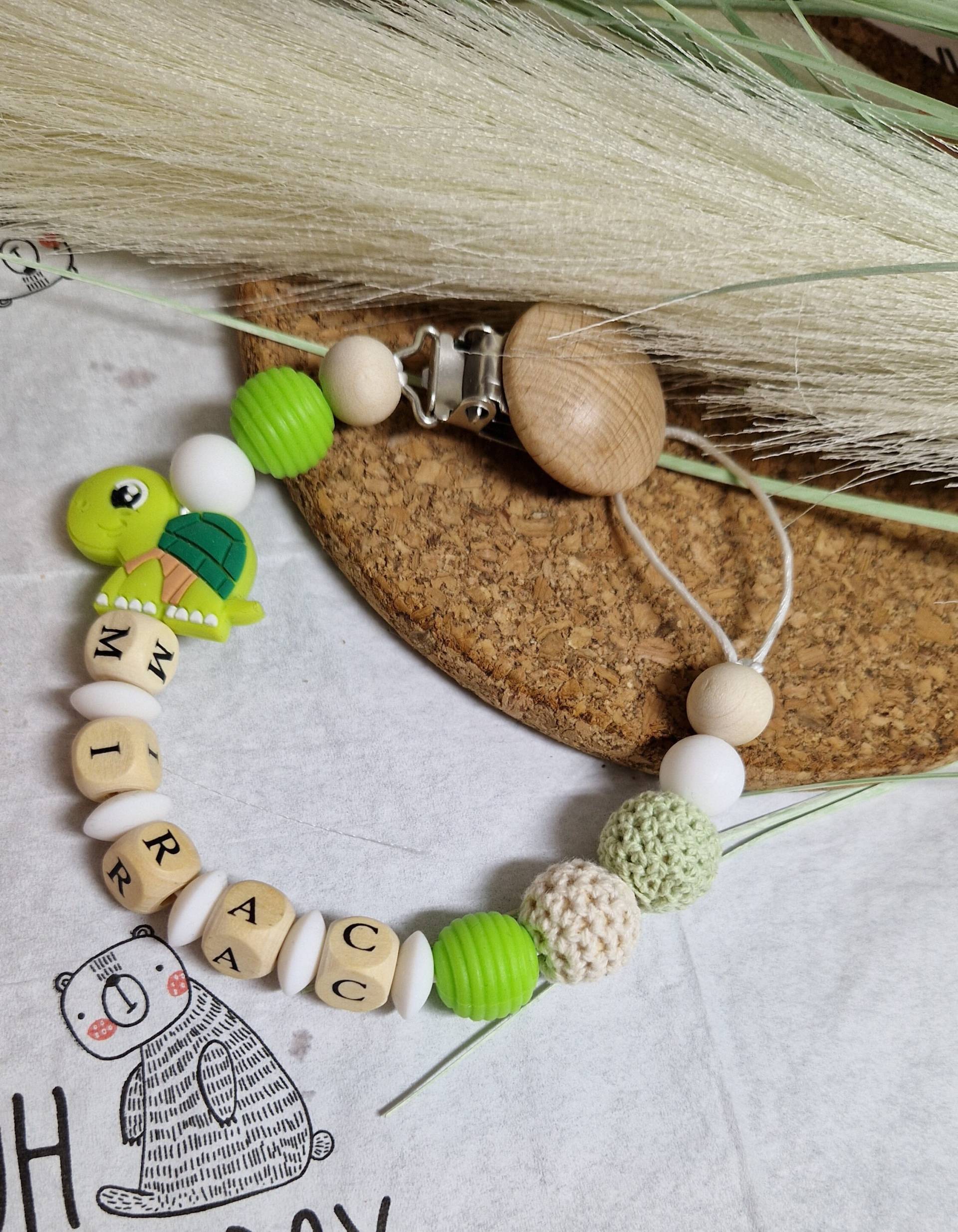 Schnullerkette Mit Schildkröte Motiv|Aus Silikon Und Holz|Bpa Frei|Schadstofffrei|Sicherheitsperle|Geschenk Zur Geburt|Werdende Eltern|Baby Schnullerkette Mit Schildkröte Motiv|Aus Silikon Und Holz|Bpa Frei|Schadstofffrei|Sicherheitsperle|Geschenk Zur Geburt|Werdende Eltern|Baby von Etsy - RGdesignn