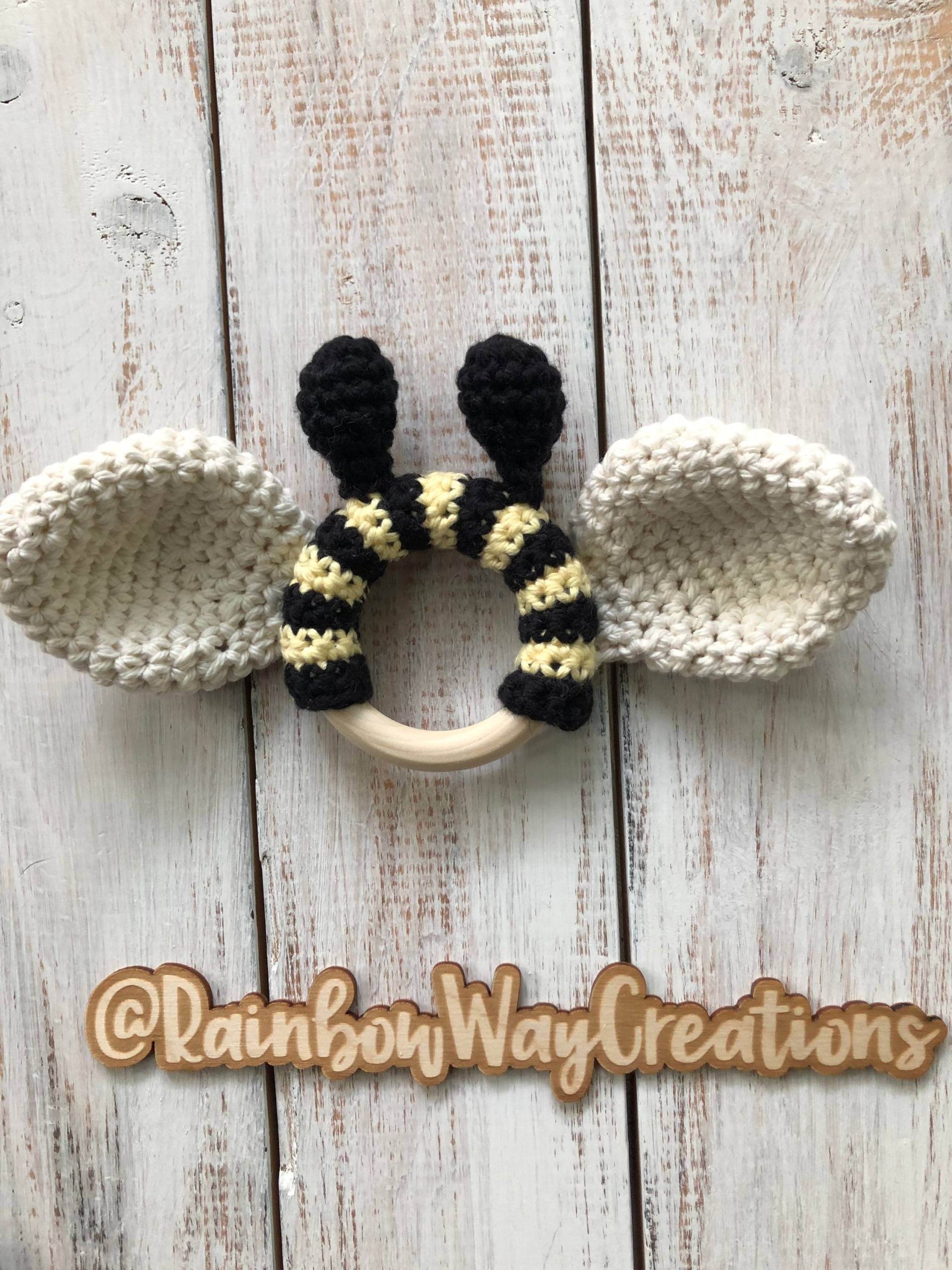 Biene Beißring ~ Handgemachter Beissring Baby Geschenk Gehäkelter Gehäkeltes von Etsy - RainbowWayCreations