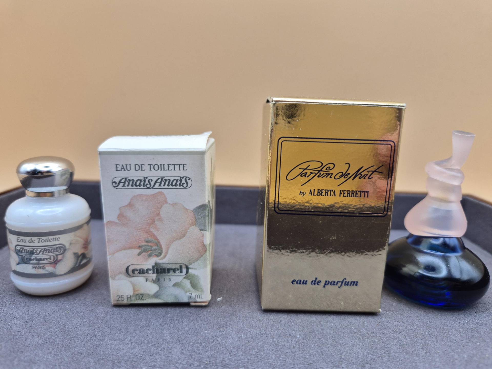 2 Parfum Miniaturen Im Original Karton von Etsy - Rareandvintageluxury