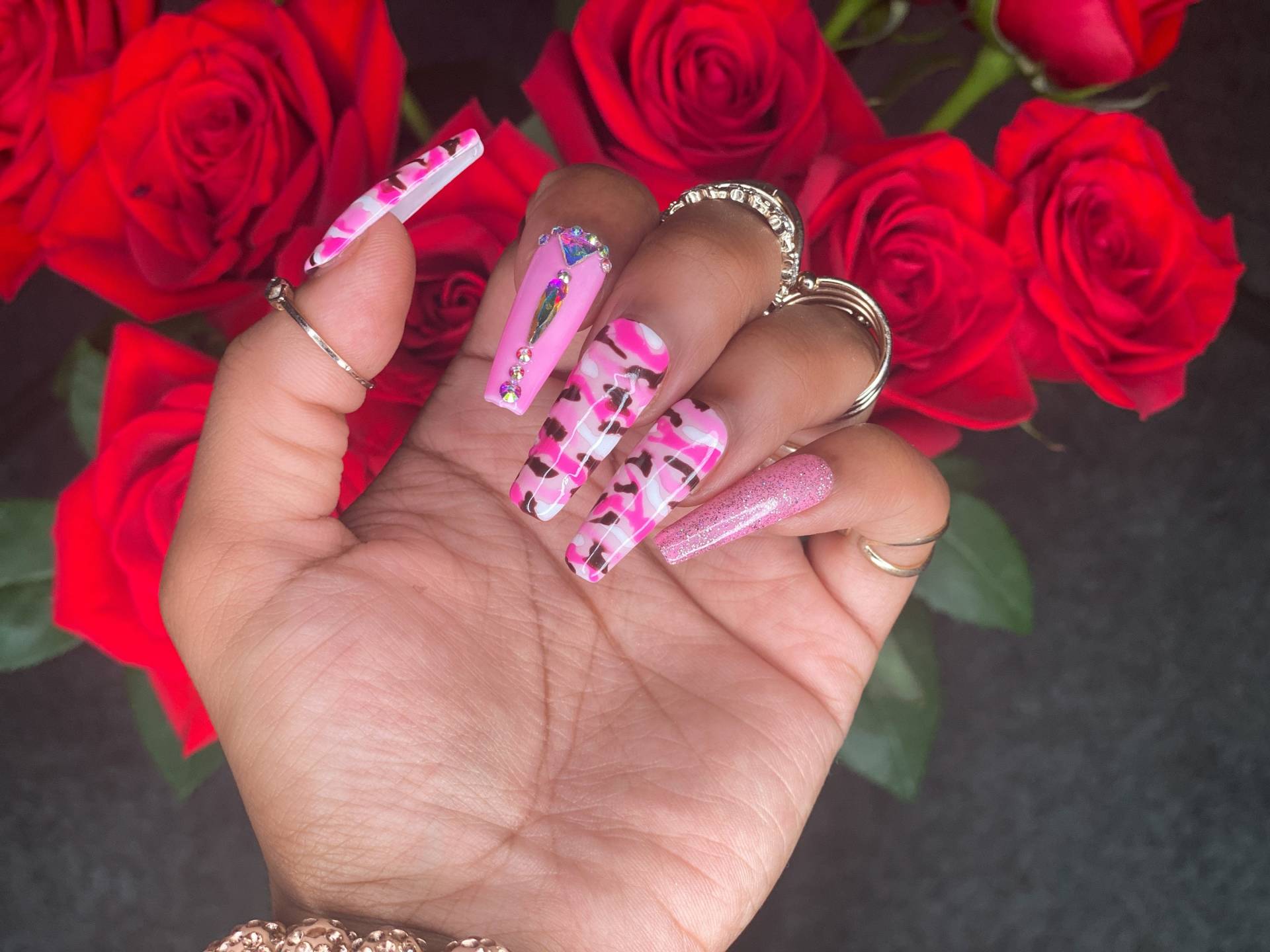 Camo Press On Nails | Pink Glam Camo Press On Nails | Pink Glam von Etsy - RawTrendzBoutique