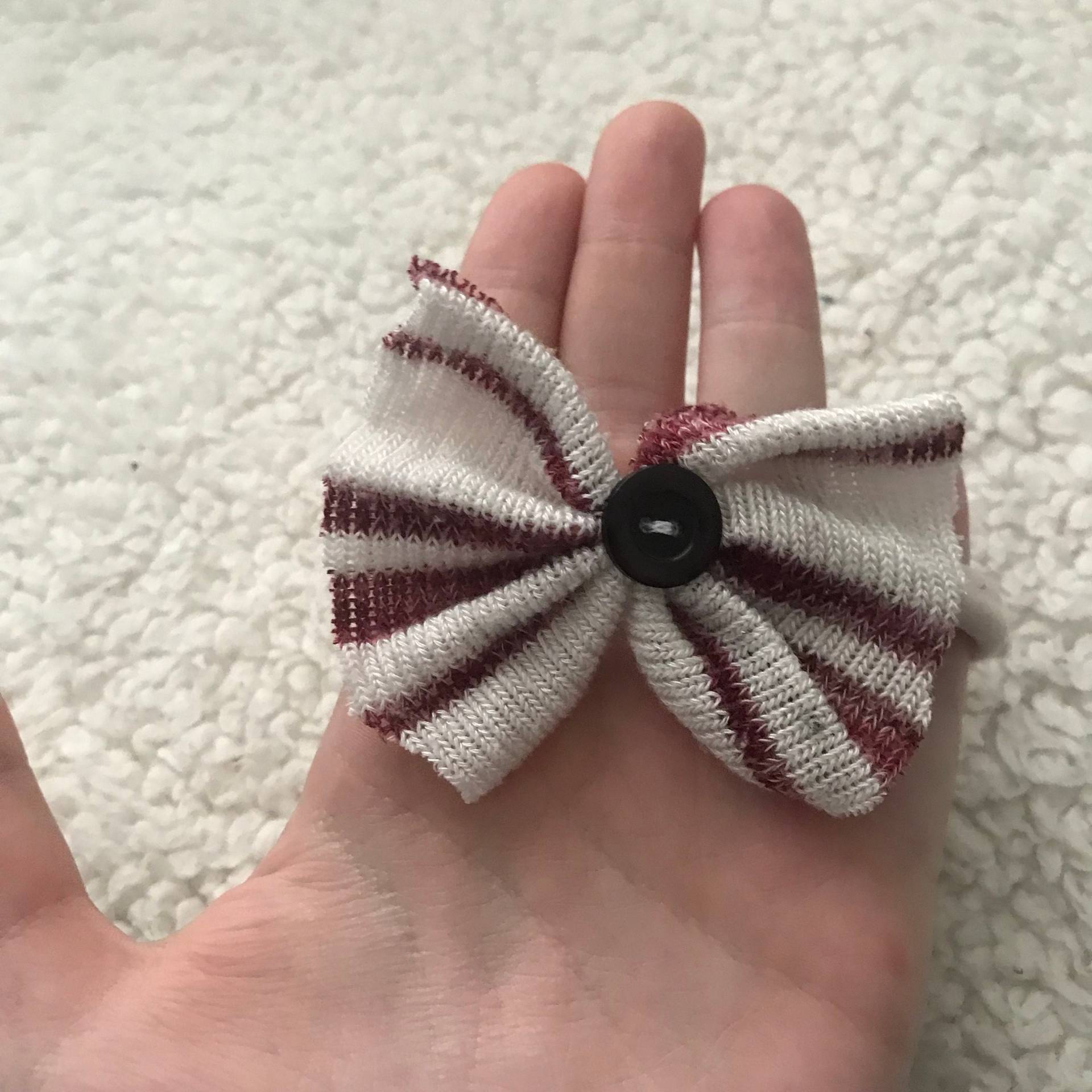 Gestrippt Pullover Schleife Im Haar Gestrippt Pullover Schleife Im Haar von Etsy - RecycledJoyByBri