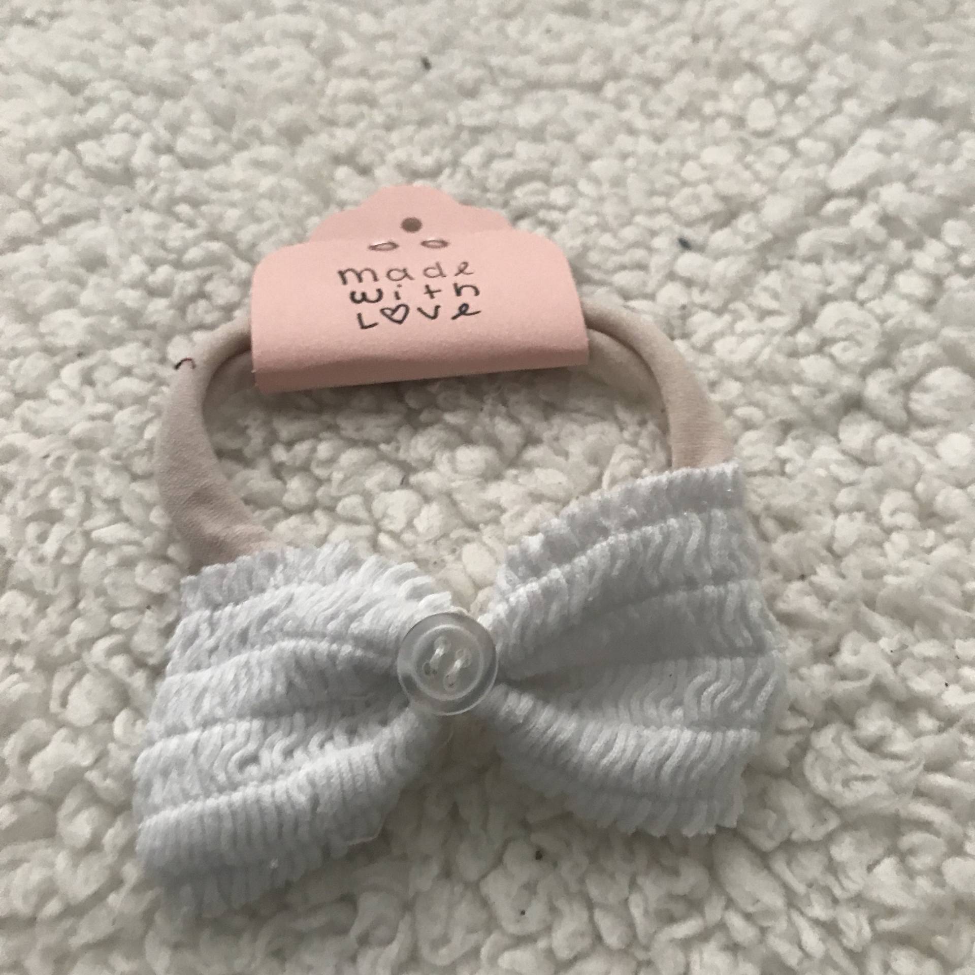 Weiße Baby Schleife Im Haar Weiße Baby Schleife Im Haar von Etsy - RecycledJoyByBri