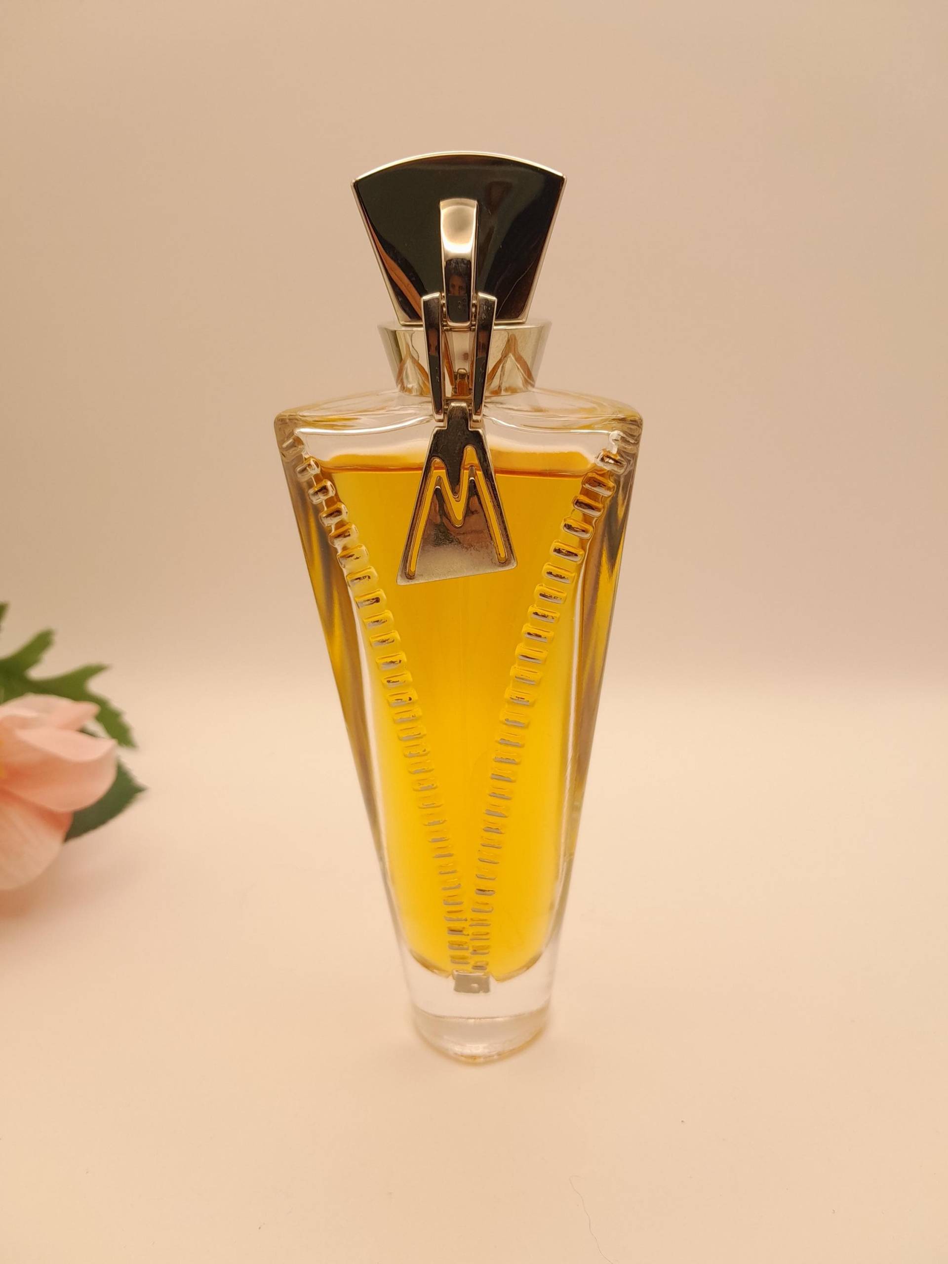 Claude Montana - Just Me | 1998 50 Ml Eau De Toilette Spray Vintage-Flasche Aus Den 1990Er Jahren Parfüm Für Frauen Claude Montana - Just Me | 1998 50 Ml Eau De Toilette Spray Vintage-Flasche Aus Den 1990Er Jahren Parfüm Für Frauen von Etsy - ReginasPerfume
