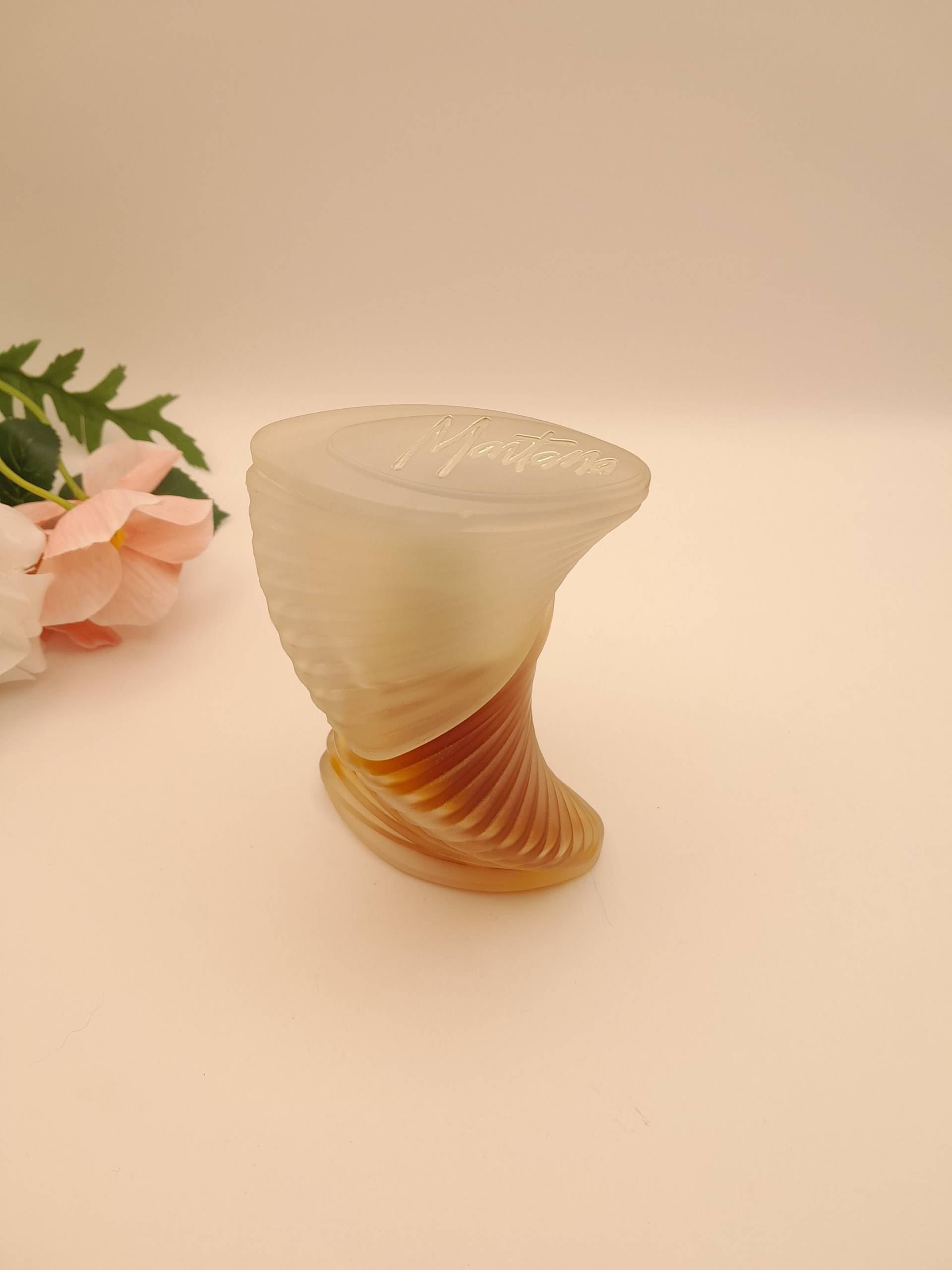 Claude Montana Parfum De Peau | 1986 - 50 Ml Eau Toilette Spray Vintage-Flasche Aus Den 1980Er Jahren Damenparfüm Claude Montana Parfum De Peau | 1986 - 50 Ml Eau Toilette Spray Vintage-Flasche Aus Den 1980Er Jahren Damenparfüm von Etsy - ReginasPerfume