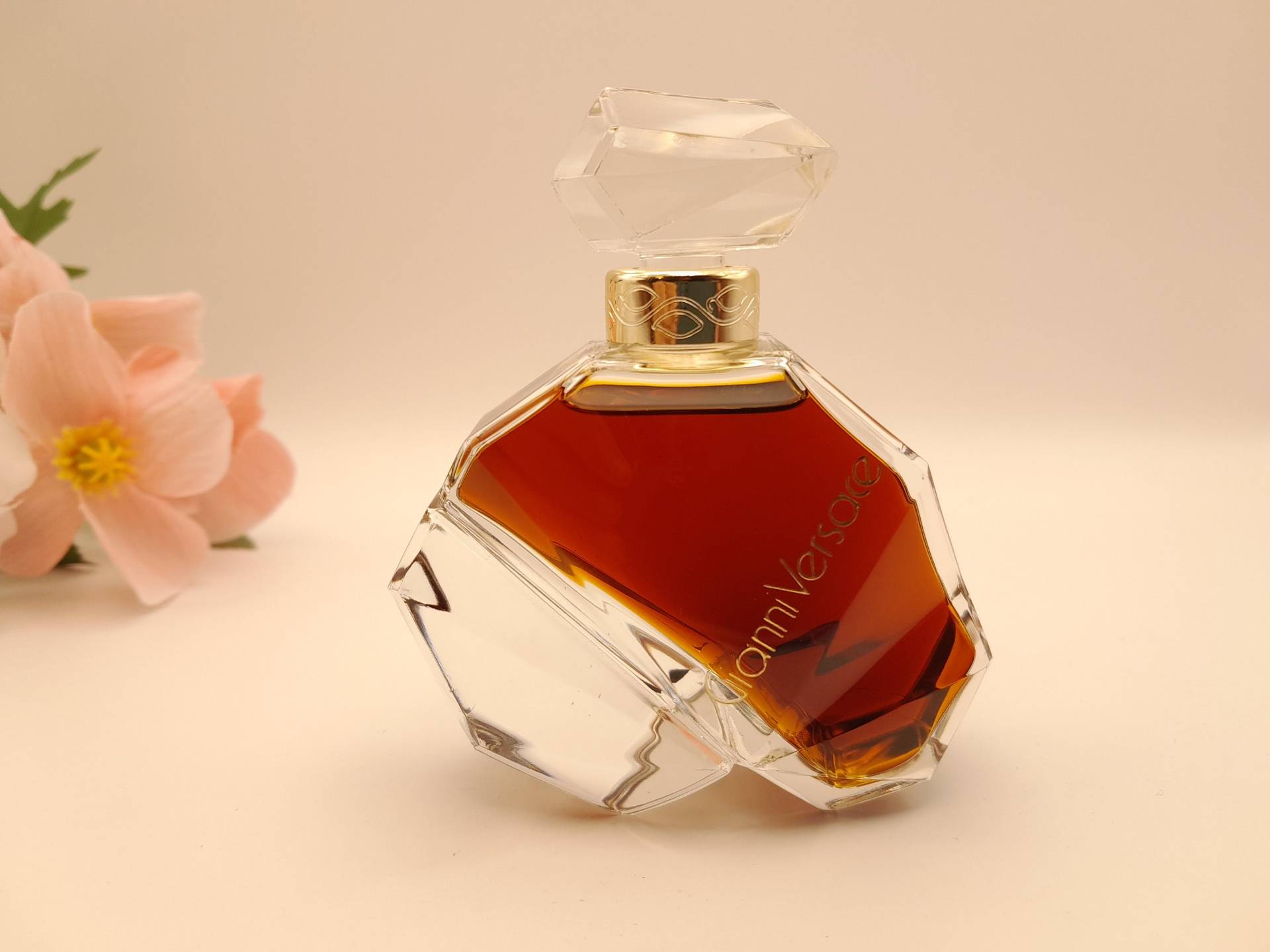 Gianni Versace | 1981 - 30 Ml Parfümextrakt Splash Vintage 1980Er Damenparfüm Kostenlose Miniatur Gianni Versace | 1981 - 30 Ml Parfümextrakt Splash Vintage 1980Er Damenparfüm Kostenlose Miniatur von Etsy - ReginasPerfume