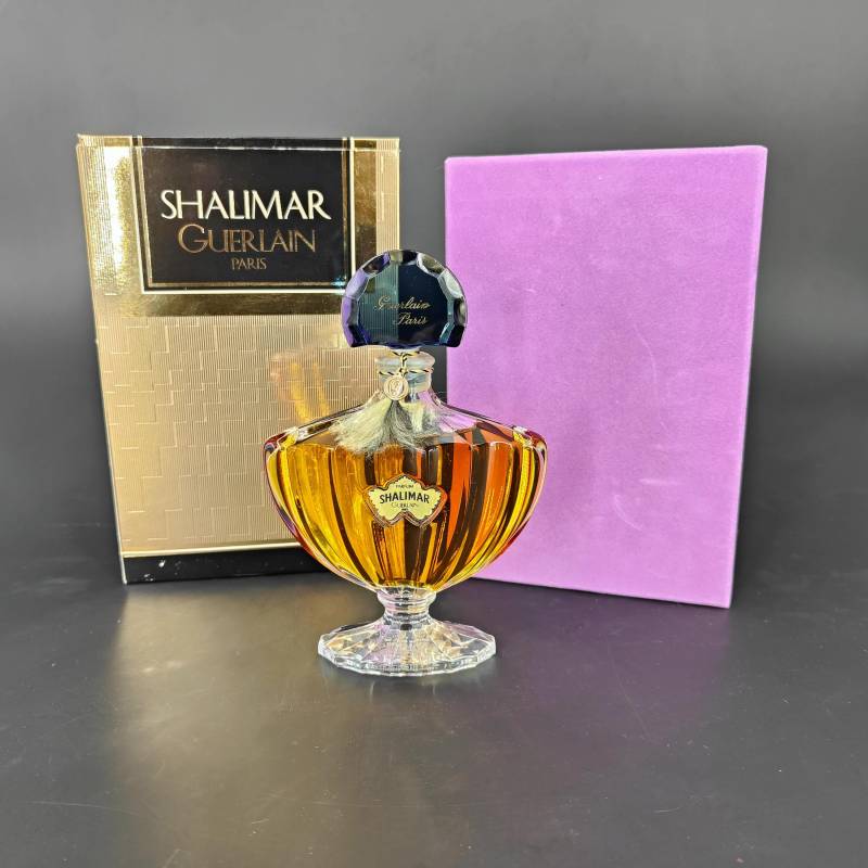 Guerlain Shalimar | 1988 - 60 Ml Extrait De Parfum Splash Versiegelt Vintage-Flakon Aus Den 1980Er-Jahren Damenparfüm Guerlain Shalimar | 1988 - 60 Ml Extrait De Parfum Splash Versiegelt Vintage-Flakon Aus Den 1980Er-Jahren Damenparfüm von Etsy - ReginasPerfume