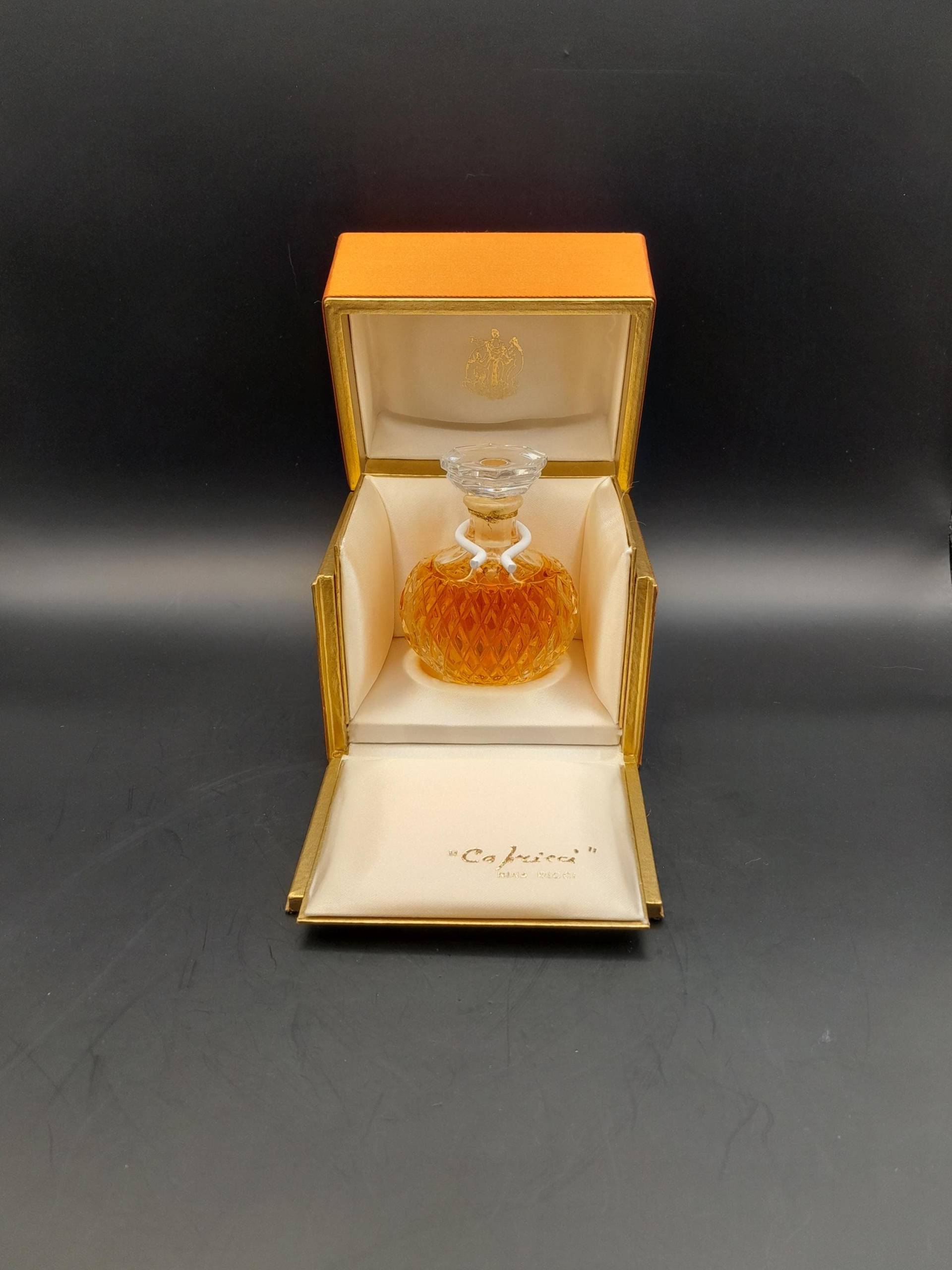 Nina Ricci Capricci | 1960 - 30 Ml Parfümextrakt Lalique-Kristallflakon Versiegelt Vintage-Sammlerflakon Splash Damenparfüm von Etsy - ReginasPerfume