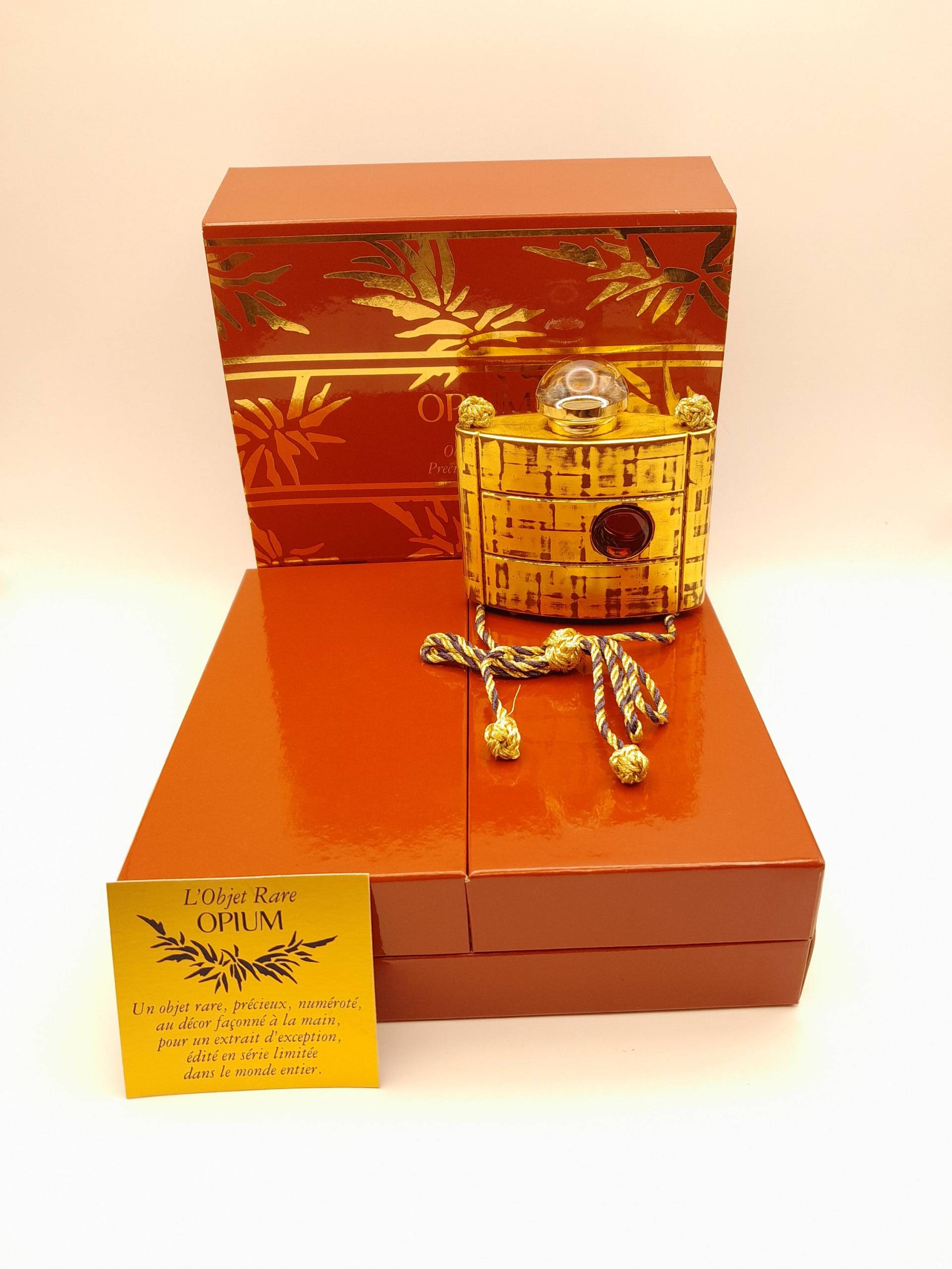 Yves Saint Laurent Opium | 1992 - 15 Ml Extrait De Parfum Vintage-Flasche Aus Den 1990Er Jahren Nummerierte Limitierte Auflage Kostenlose Miniatur Yves Saint Laurent Opium | 1992 - 15 Ml Extrait De Parfum Vintage-Flasche Aus Den 1990Er Jahren Nummerierte Limitierte Auflage Kostenlose Miniatur von Etsy - ReginasPerfume