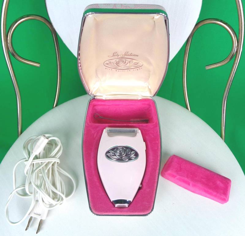 Vintage Lady Sunbeam Elektrorasierer, Rosa, 1971 Mit Koffer Pflege Rasierer Werkzeug Geschenk von Etsy - ReminiscingVintage
